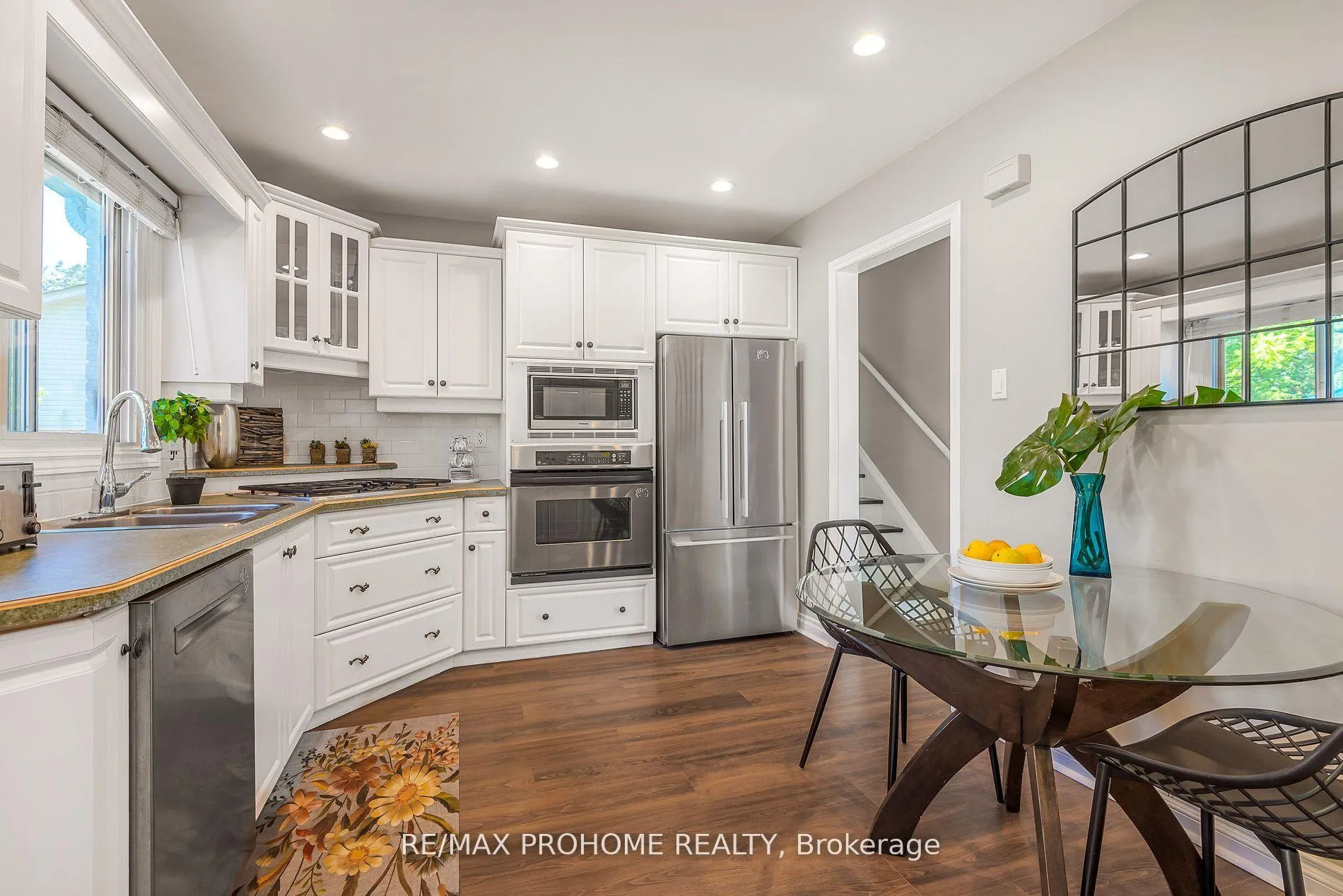 Photo 12 of 32 Sir Bedevere Place, Markham, Markham Village — HOMEH