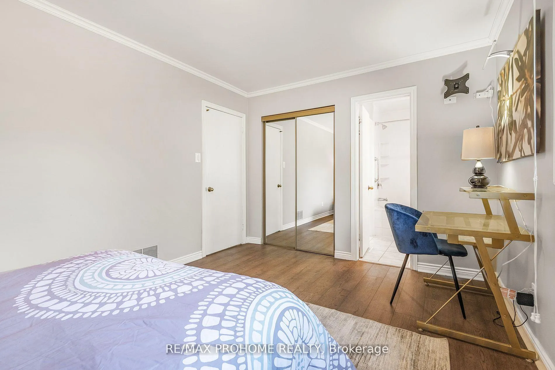 Photo 19 of 32 Sir Bedevere Place, Markham, Markham Village — HOMEH