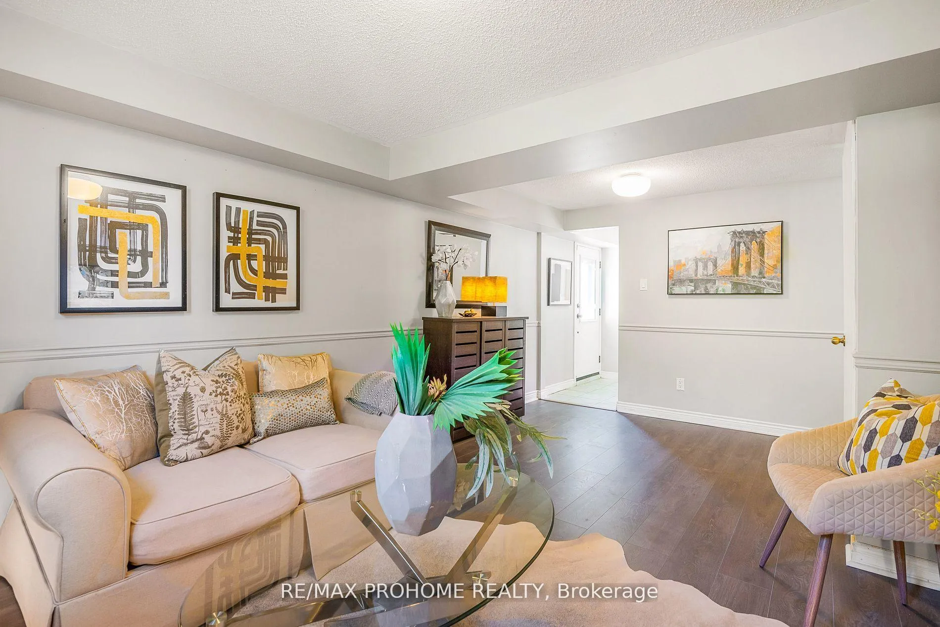 Photo 24 of 32 Sir Bedevere Place, Markham, Markham Village — HOMEH