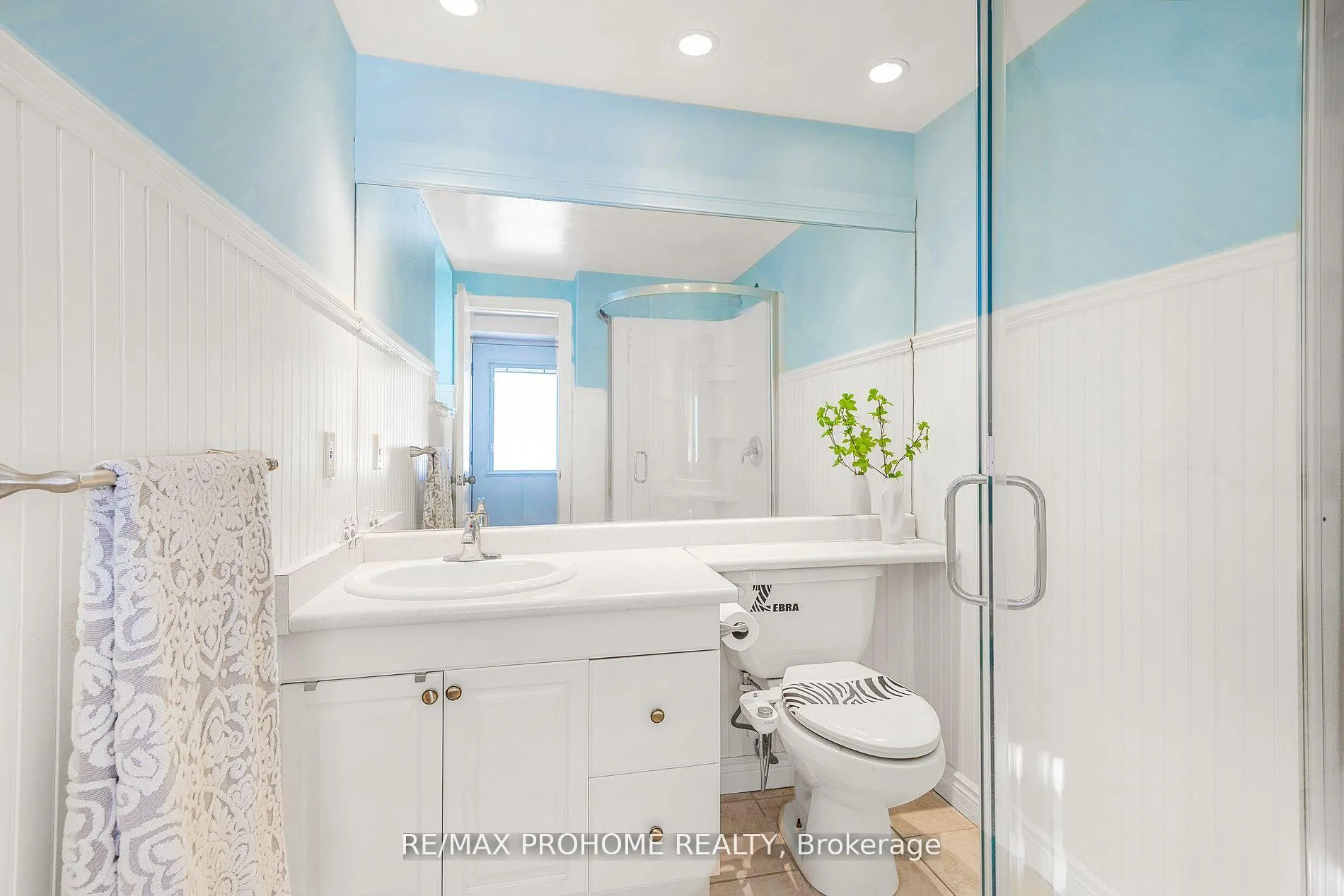 Photo 26 of 32 Sir Bedevere Place, Markham, Markham Village — HOMEH