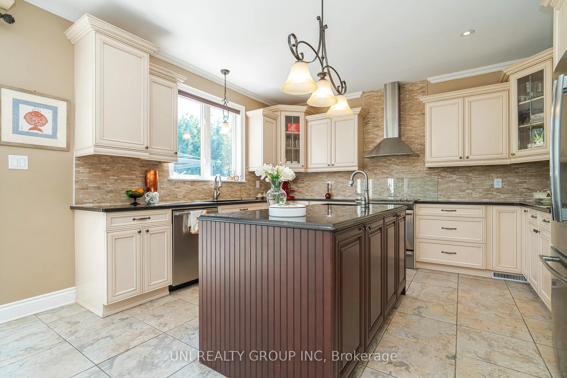 Photo 16 of 454 Cavesson Street, Ottawa, Kanata - Emerald Meadows/Trailwest — HOMEH