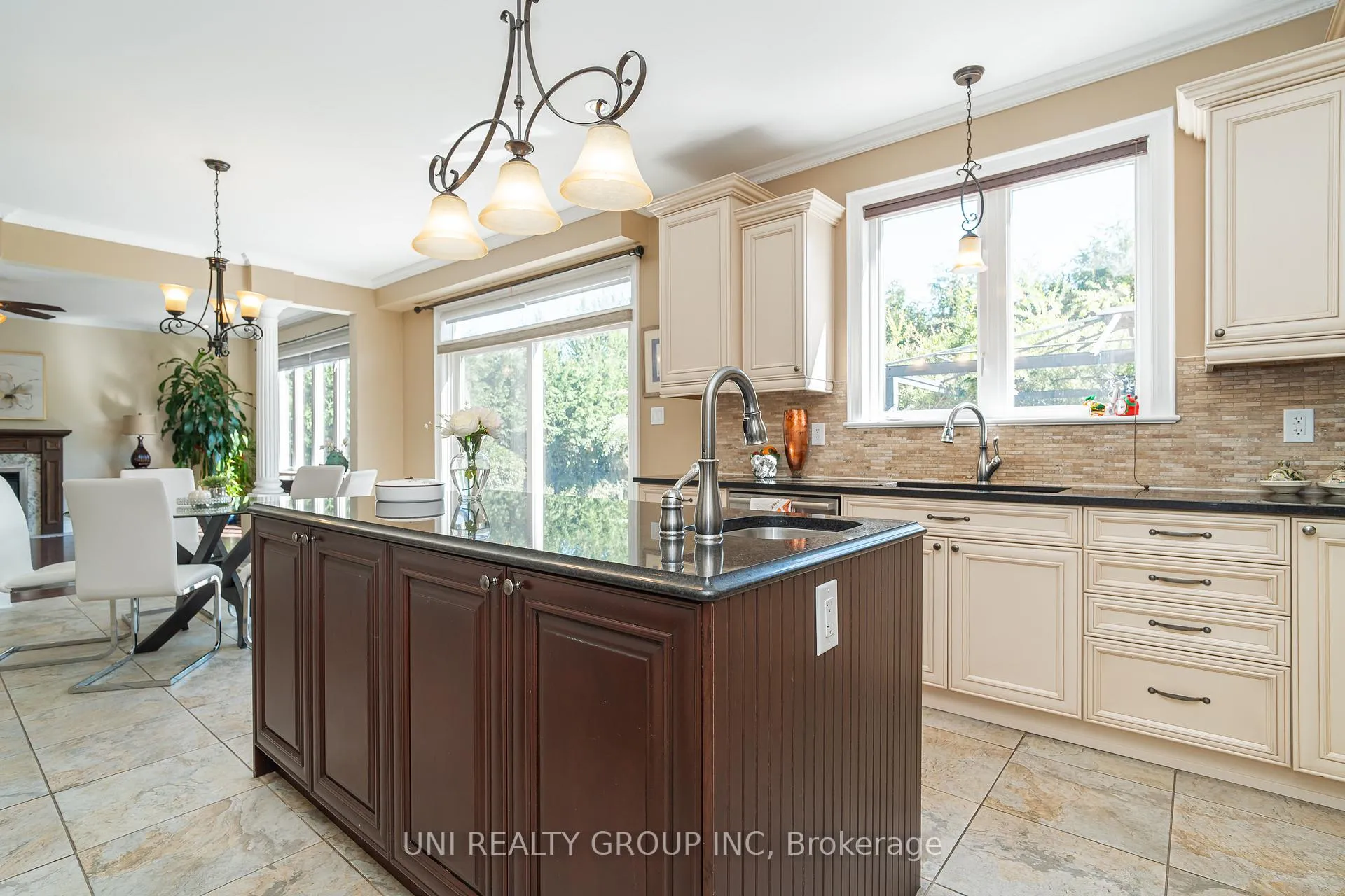 Photo 17 of 454 Cavesson Street, Ottawa, Kanata - Emerald Meadows/Trailwest — HOMEH