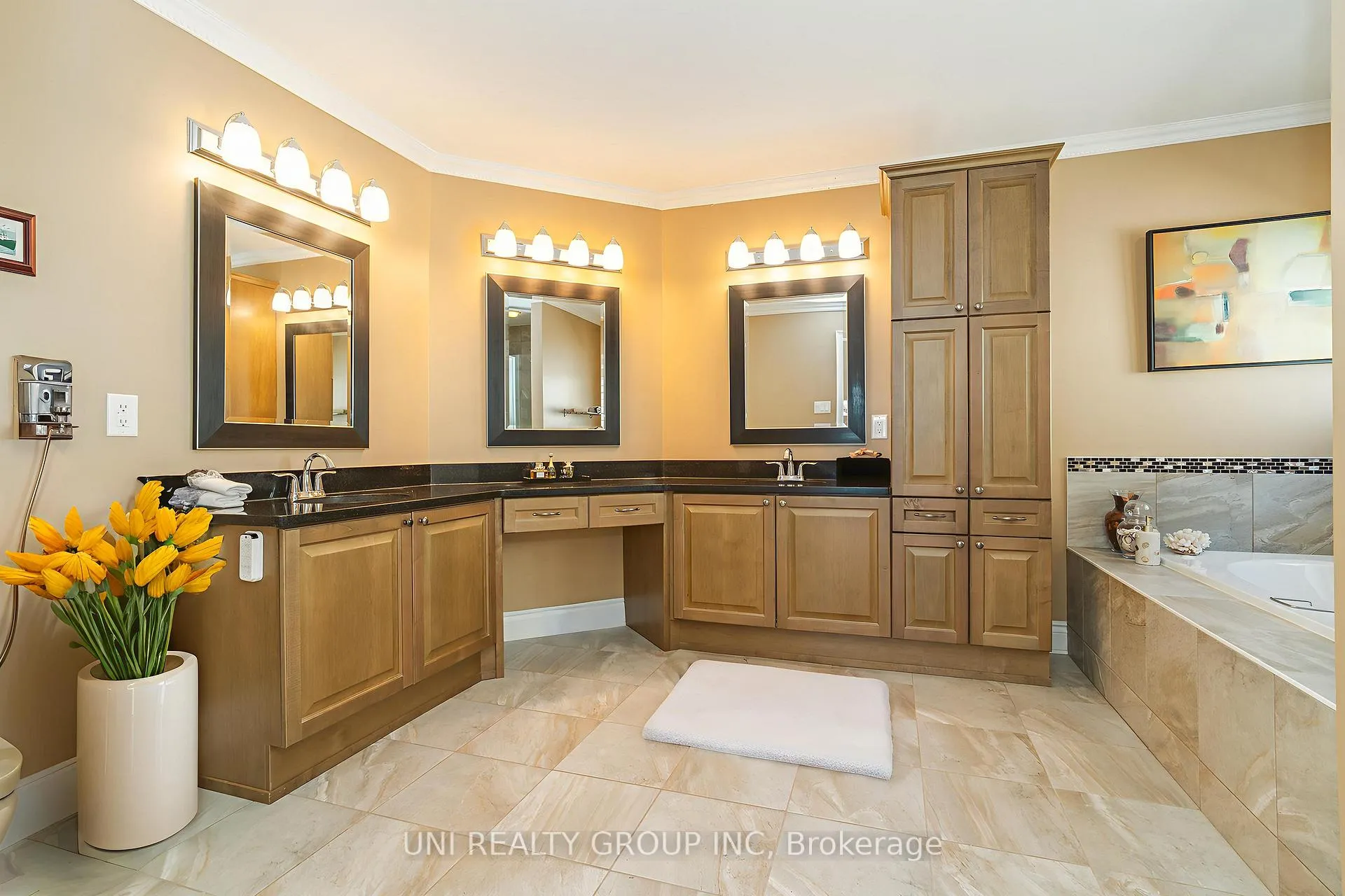 Photo 30 of 454 Cavesson Street, Ottawa, Kanata - Emerald Meadows/Trailwest — HOMEH