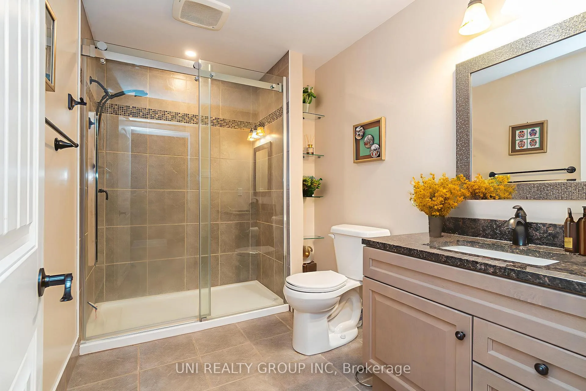 Photo 42 of 454 Cavesson Street, Ottawa, Kanata - Emerald Meadows/Trailwest — HOMEH