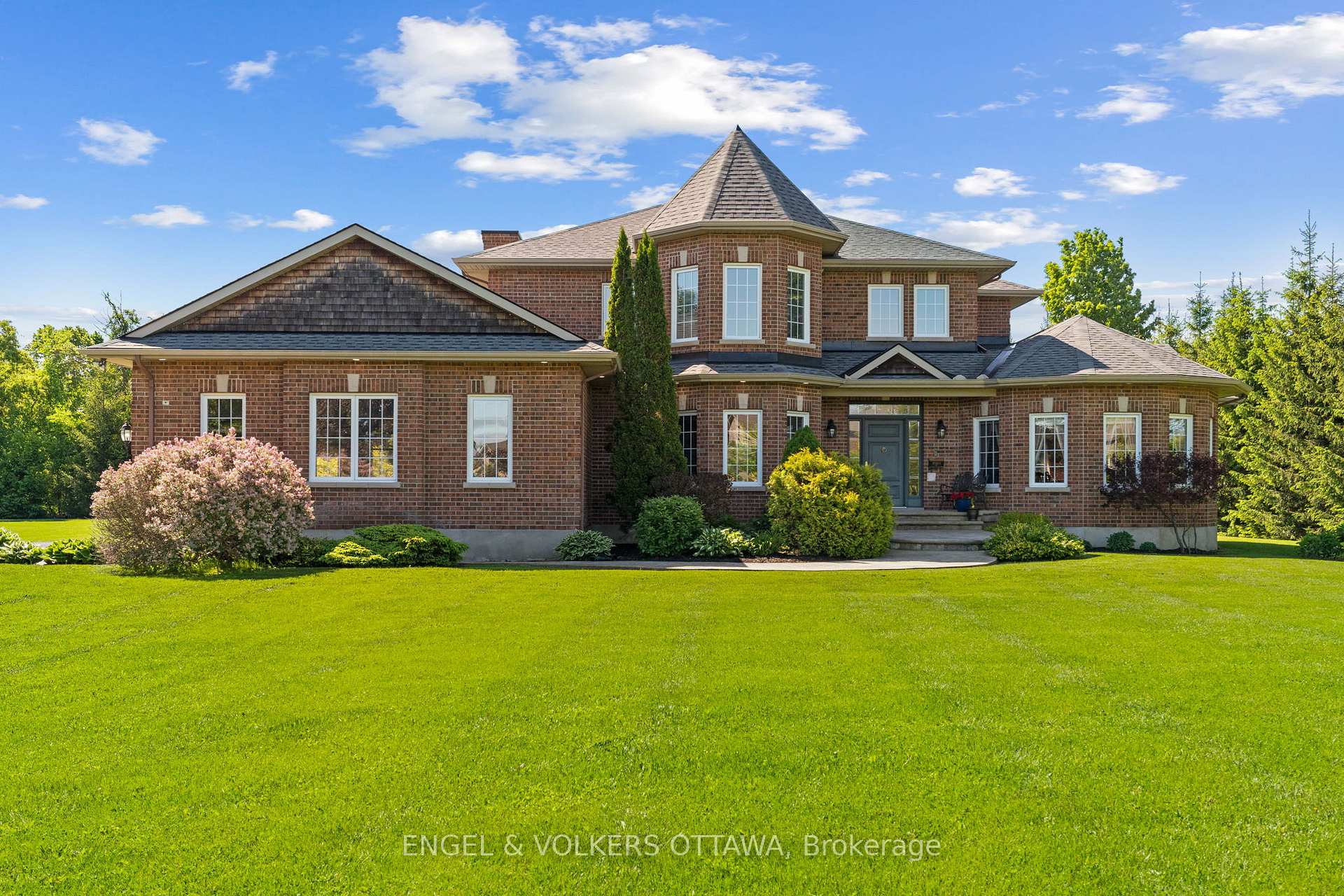Photo 2 of 1222 Century Road E, Ottawa, Manotick South to Roger Stevens — HOMEH