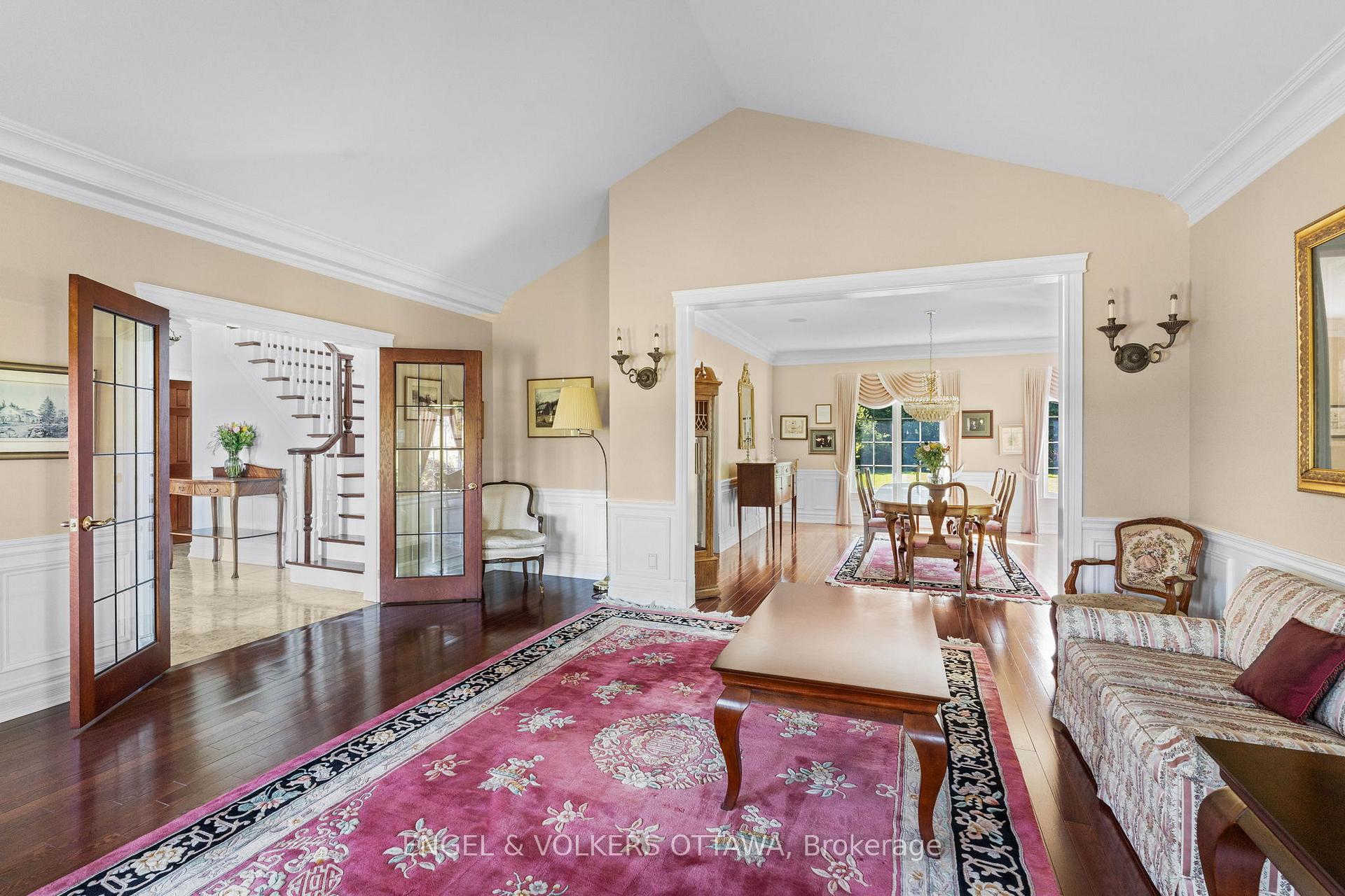 Photo 8 of 1222 Century Road E, Ottawa, Manotick South to Roger Stevens — HOMEH