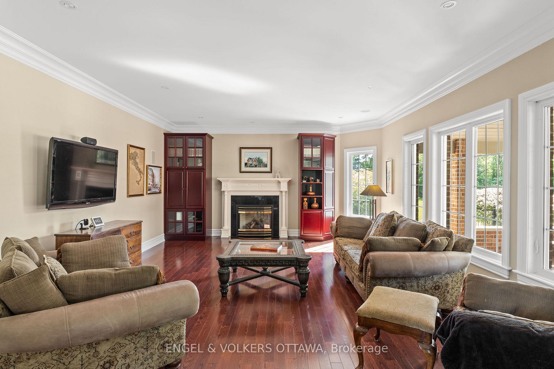 Photo 14 of 1222 Century Road E, Ottawa, Manotick South to Roger Stevens — HOMEH