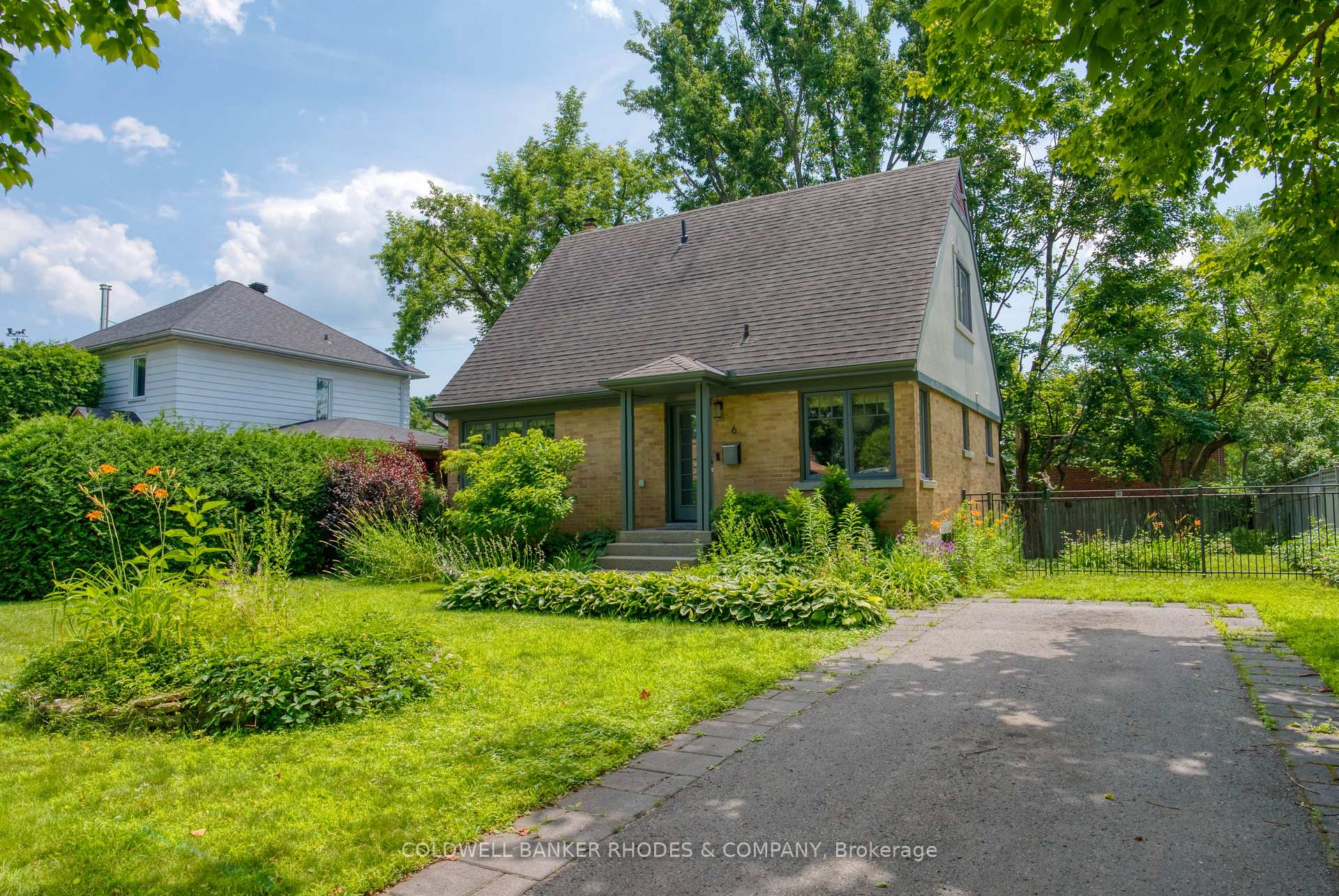 Photo 1 of 6 Jeffrey Avenue, Ottawa, Manor Park — HOMEH