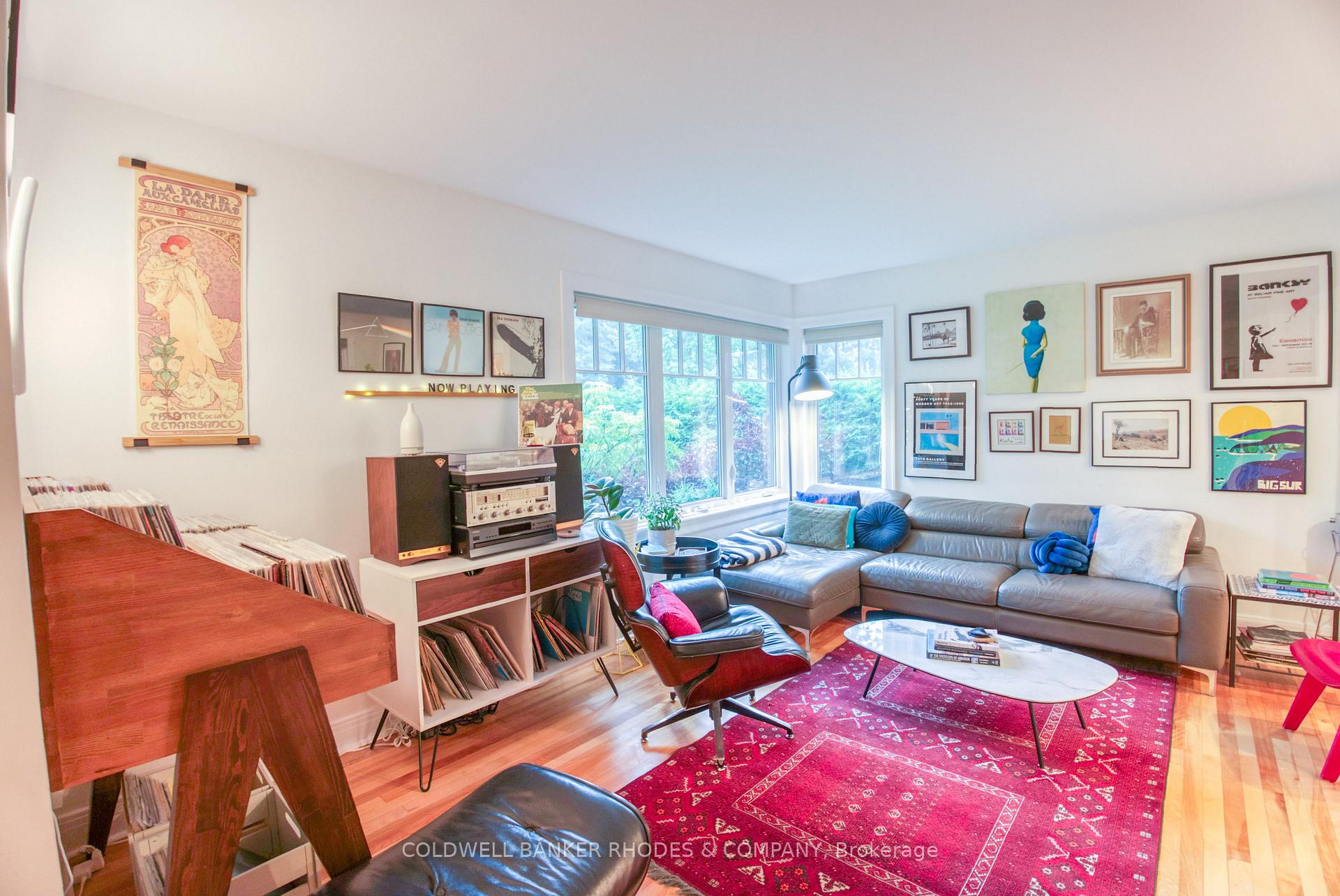 Photo 4 of 6 Jeffrey Avenue, Ottawa, Manor Park — HOMEH