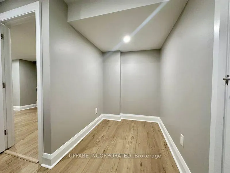 Photo 5 of Unit B, 126 Norice Street, Ottawa, Meadowlands/Crestview — HOMEH