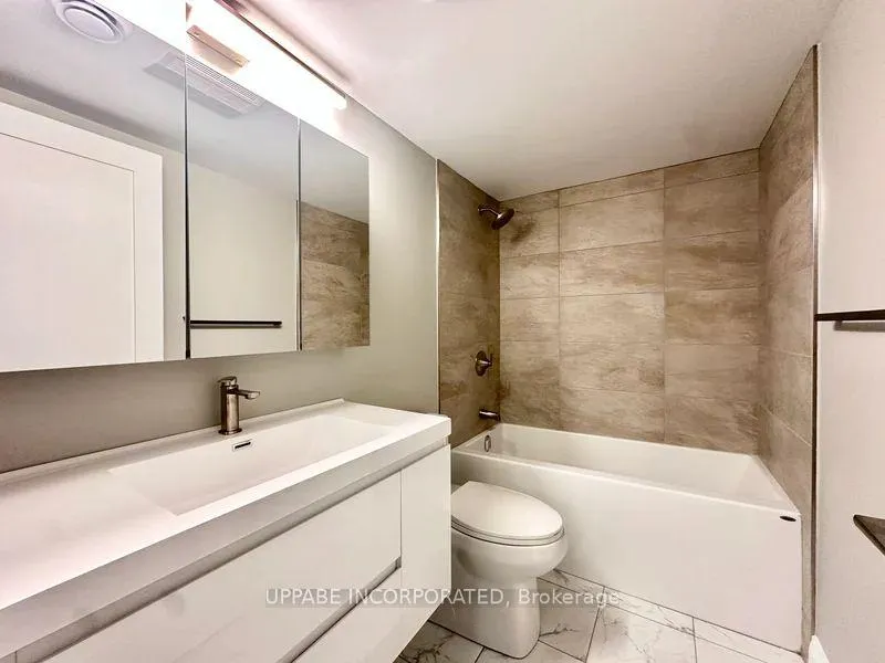 Photo 8 of Unit B, 126 Norice Street, Ottawa, Meadowlands/Crestview — HOMEH