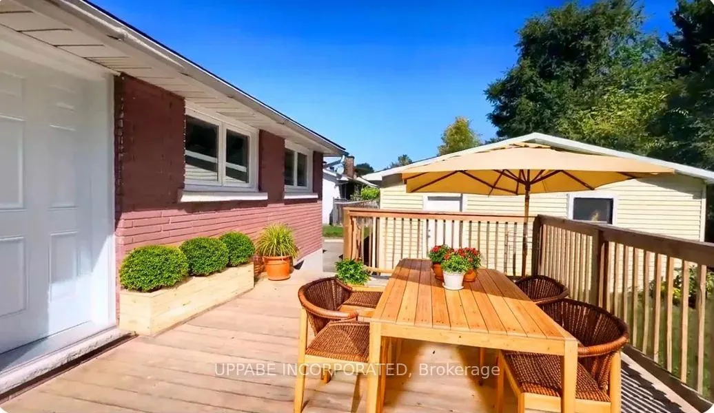 Photo 9 of Unit B, 126 Norice Street, Ottawa, Meadowlands/Crestview — HOMEH