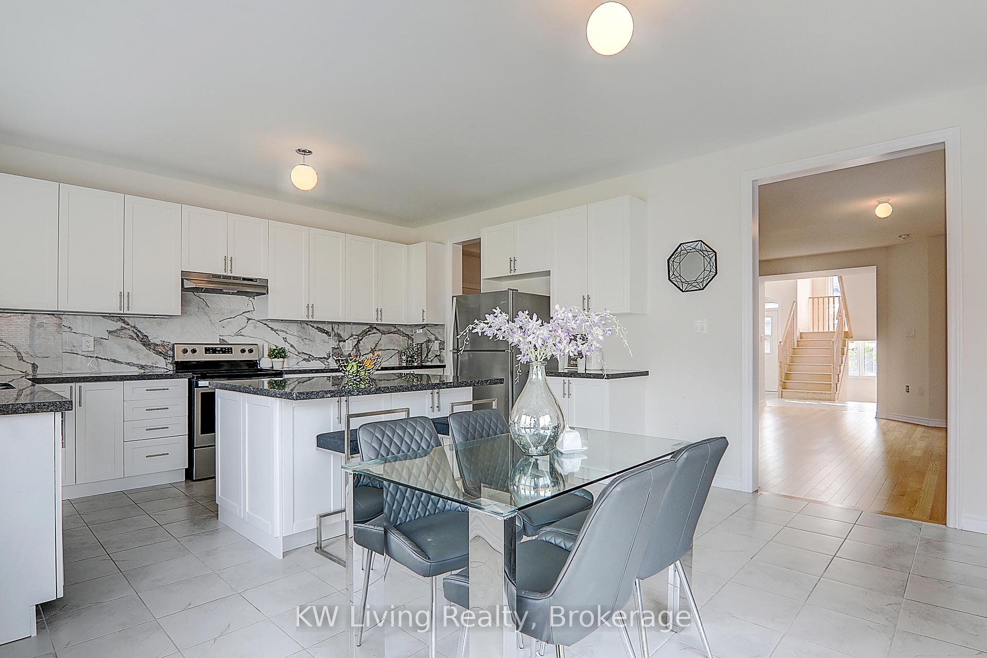 Photo 17 of 1008 Barton Way, Innisfil, Rural Innisfil — HOMEH