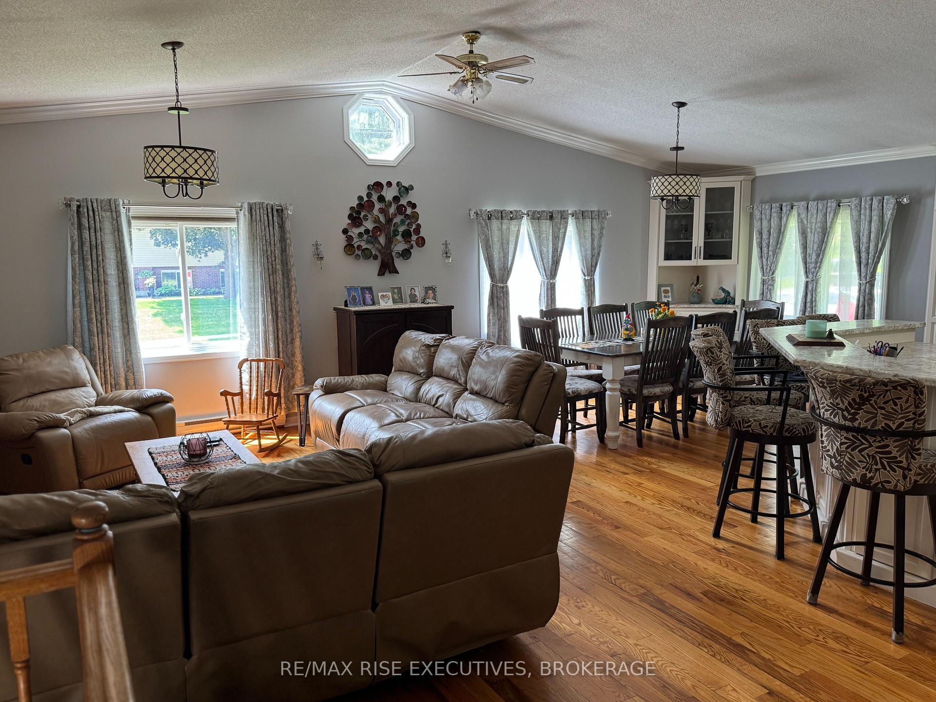 Photo 2 of 16 King Street E, Elizabethtown-Kitley, Elizabethtown Kitley (Old Kitley) Twp — HOMEH