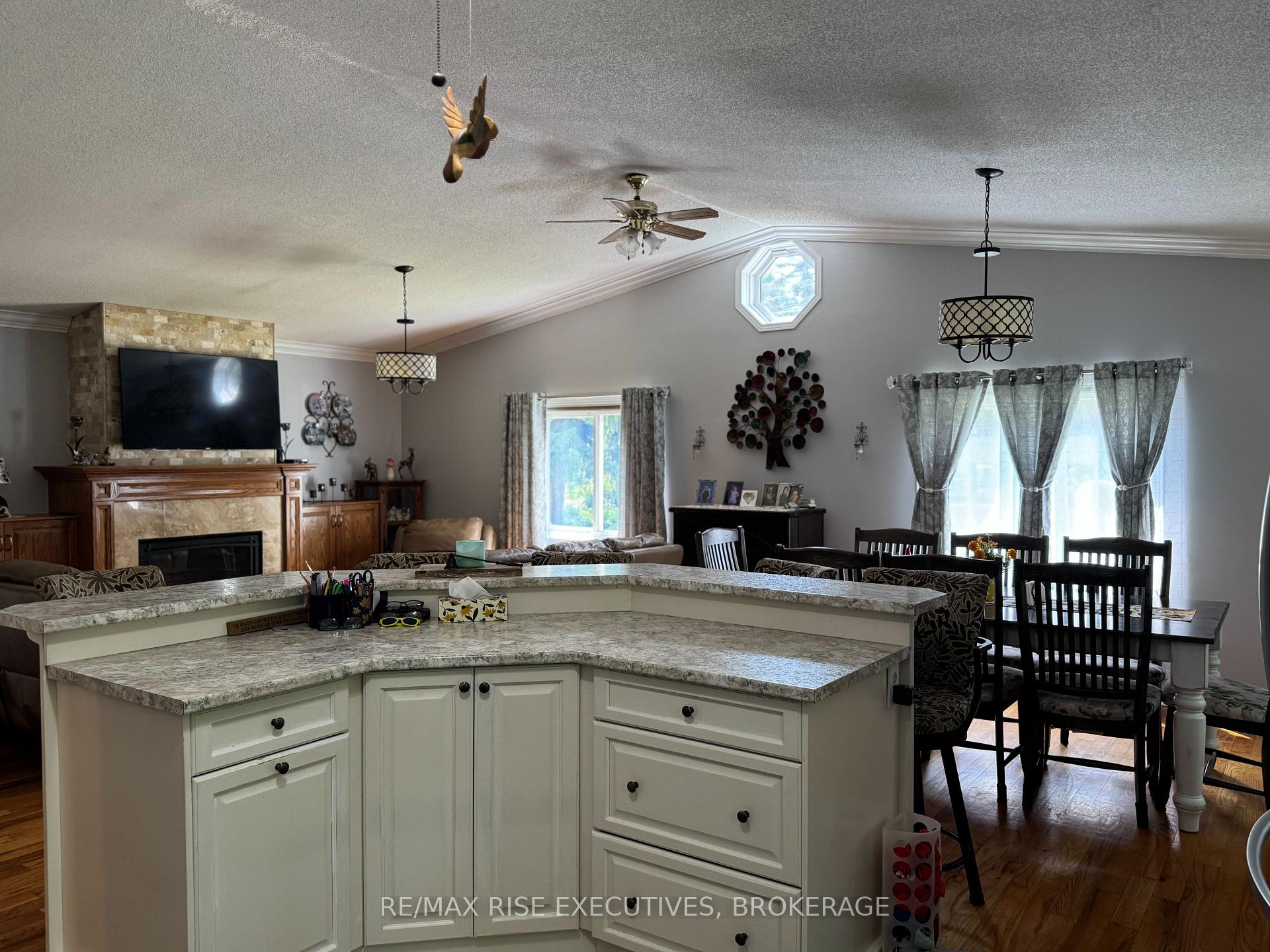 Photo 5 of 16 King Street E, Elizabethtown-Kitley, Elizabethtown Kitley (Old Kitley) Twp — HOMEH