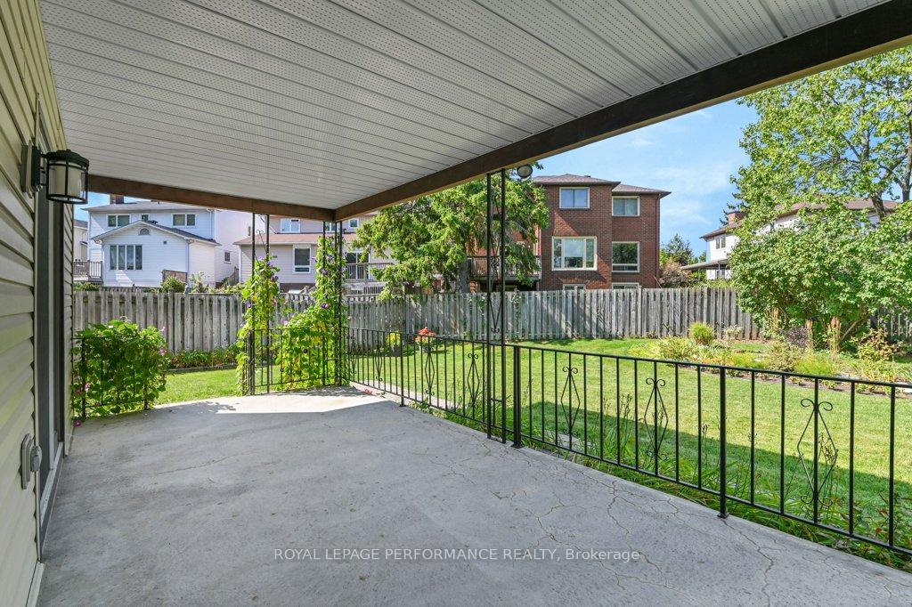 Photo 27 of 14 Trusty Bay, Ottawa, Hunt Club/Western Community — HOMEH