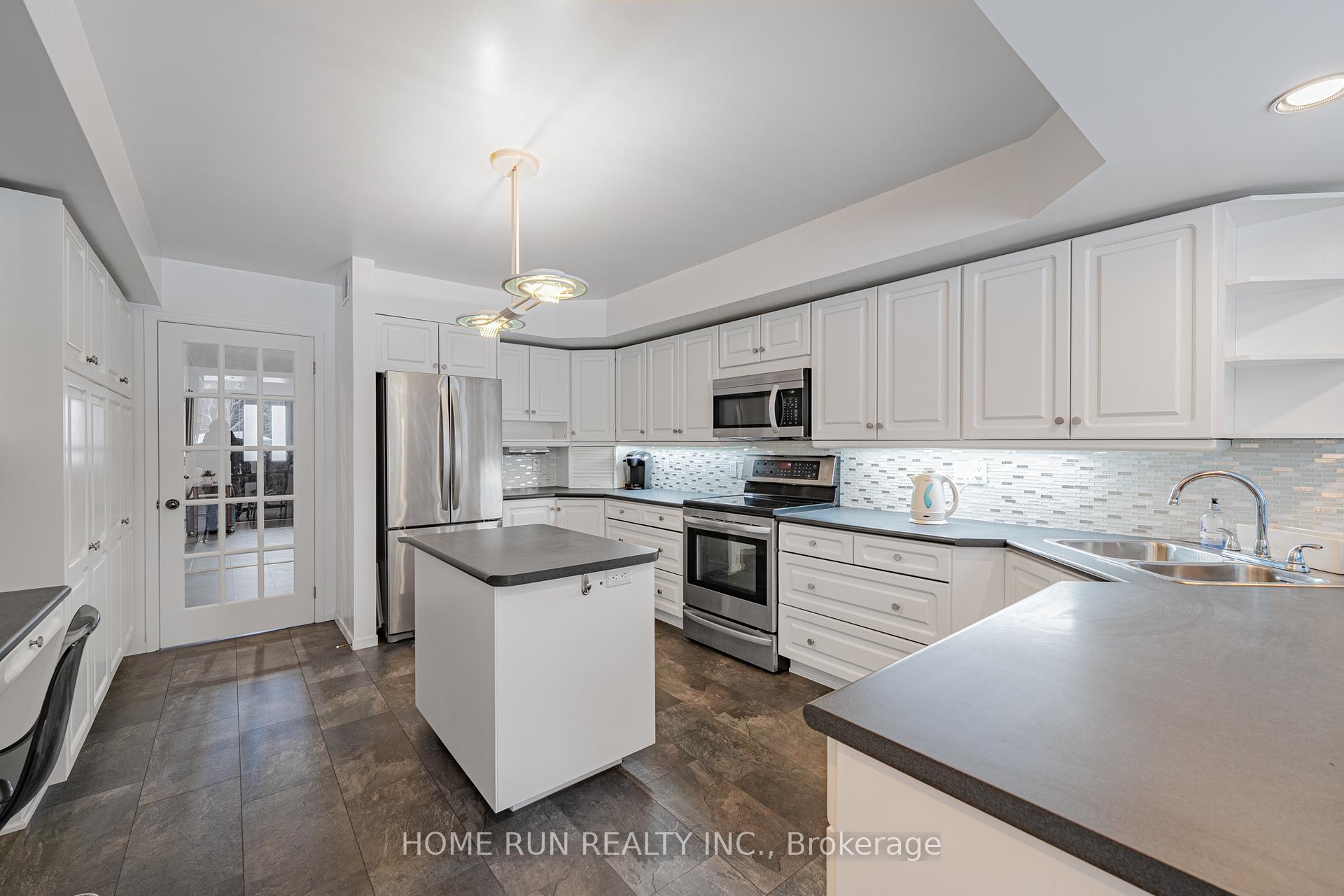 Photo 14 of 1545 Sherruby Way, Ottawa, Kanata - Rural Kanata (Central) — HOMEH