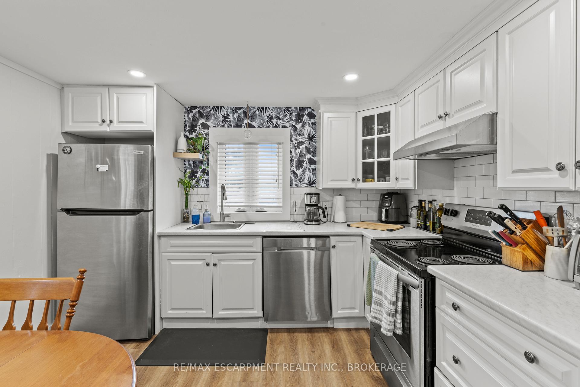 Photo 32 of 4250 William Street, Lincoln, Beamsville — HOMEH
