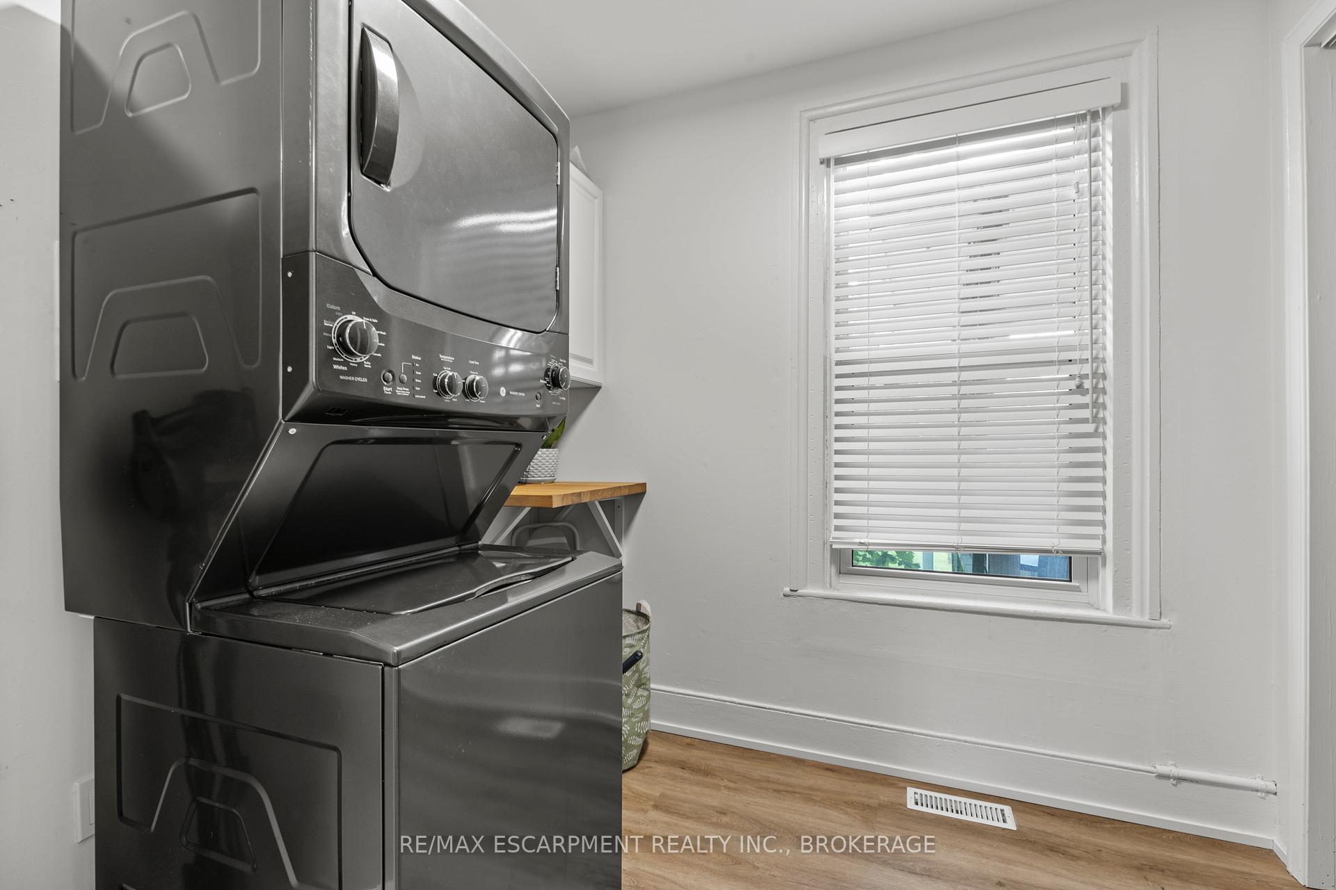 Photo 39 of 4250 William Street, Lincoln, Beamsville — HOMEH