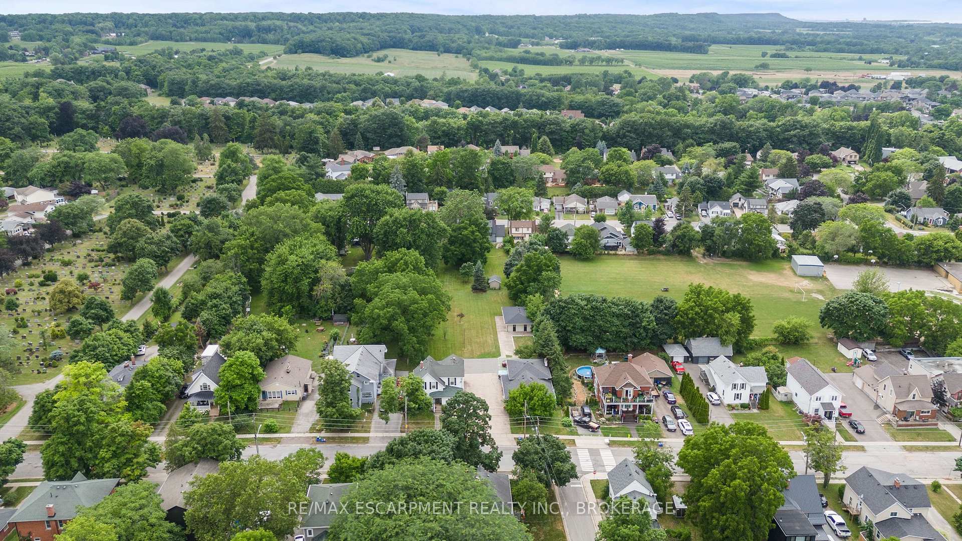 Photo 43 of 4250 William Street, Lincoln, Beamsville — HOMEH