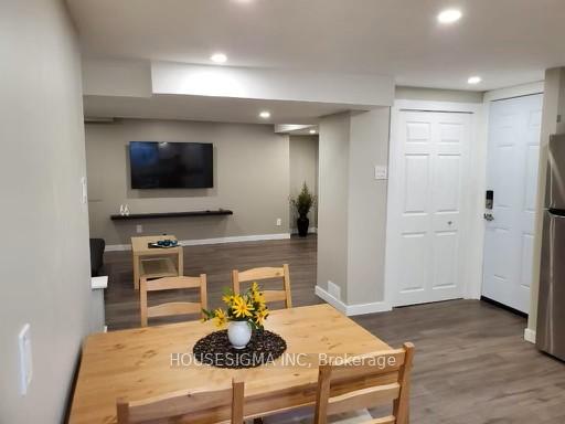 Photo 5 of 71 Harris Place, Ottawa, Meadowlands/St. Claire Gardens — HOMEH