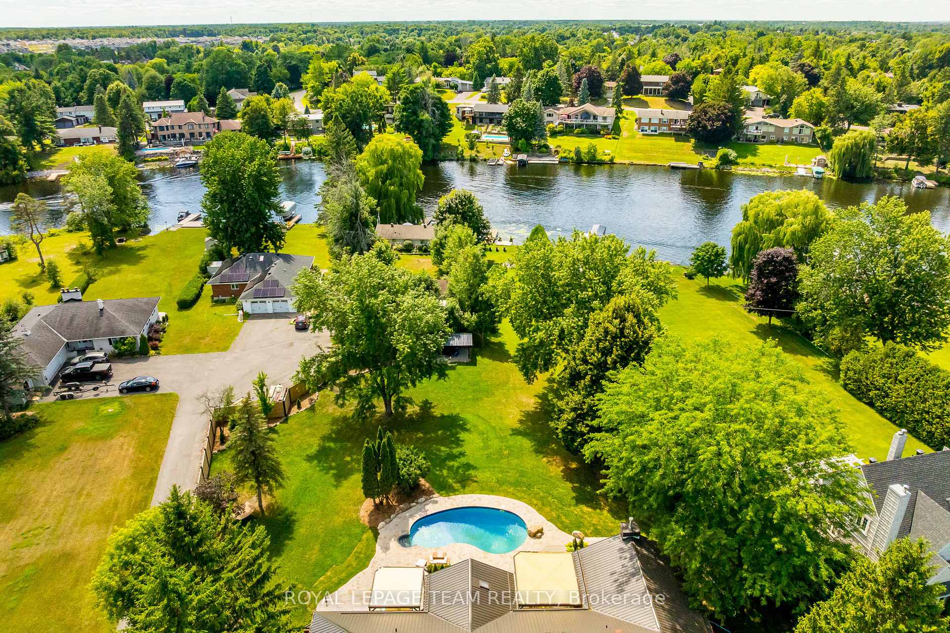 Photo 3 of 1216A River Road, Ottawa, Manotick East to Manotick Station — HOMEH
