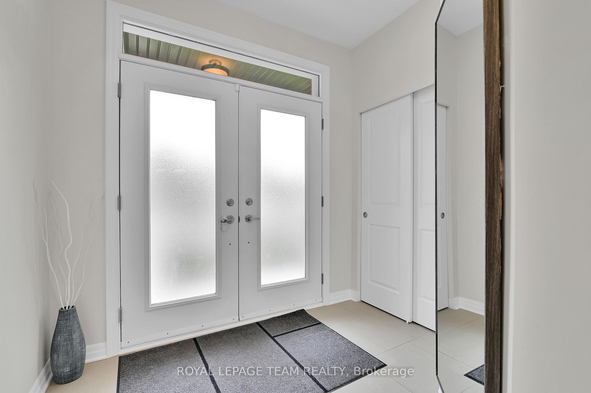 Photo 4 of 747 Fiddlehead Street, Ottawa, Leitrim — HOMEH