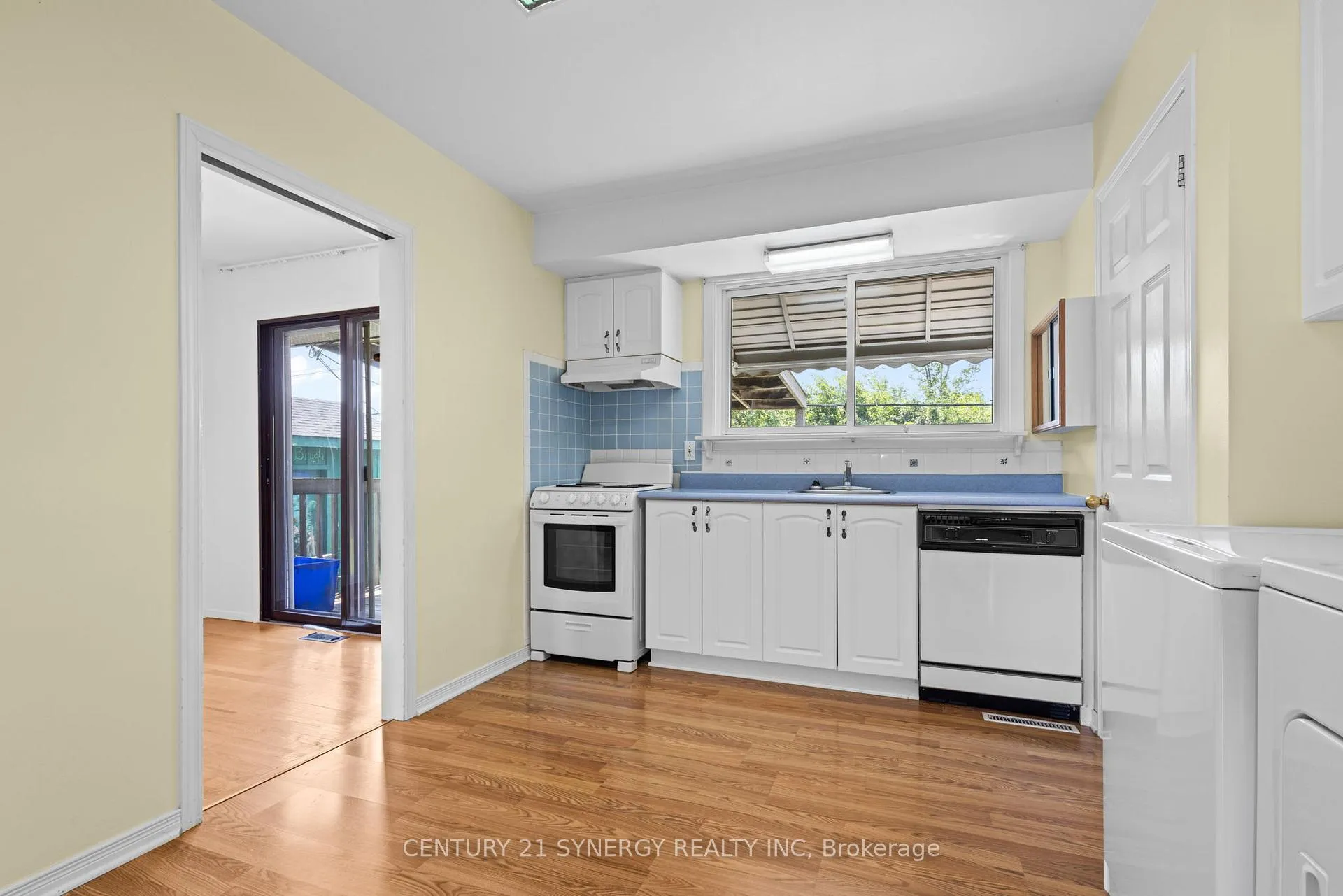 Photo 12 of 20 Parkside Crescent, Ottawa, Meadowlands/Crestview — HOMEH