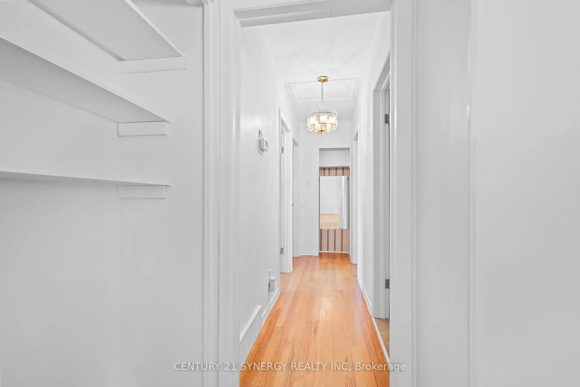 Photo 16 of 20 Parkside Crescent, Ottawa, Meadowlands/Crestview — HOMEH