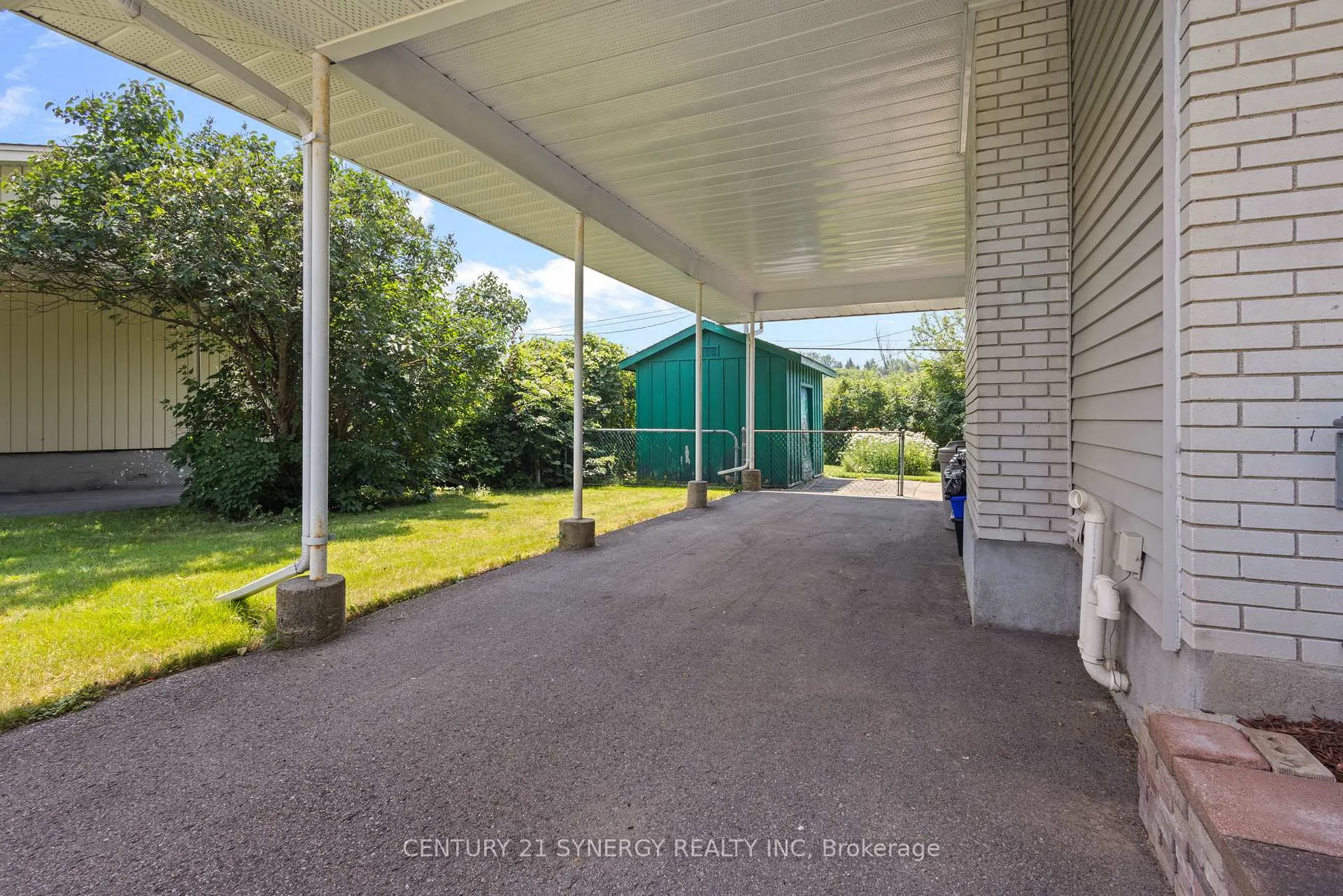Photo 32 of 20 Parkside Crescent, Ottawa, Meadowlands/Crestview — HOMEH