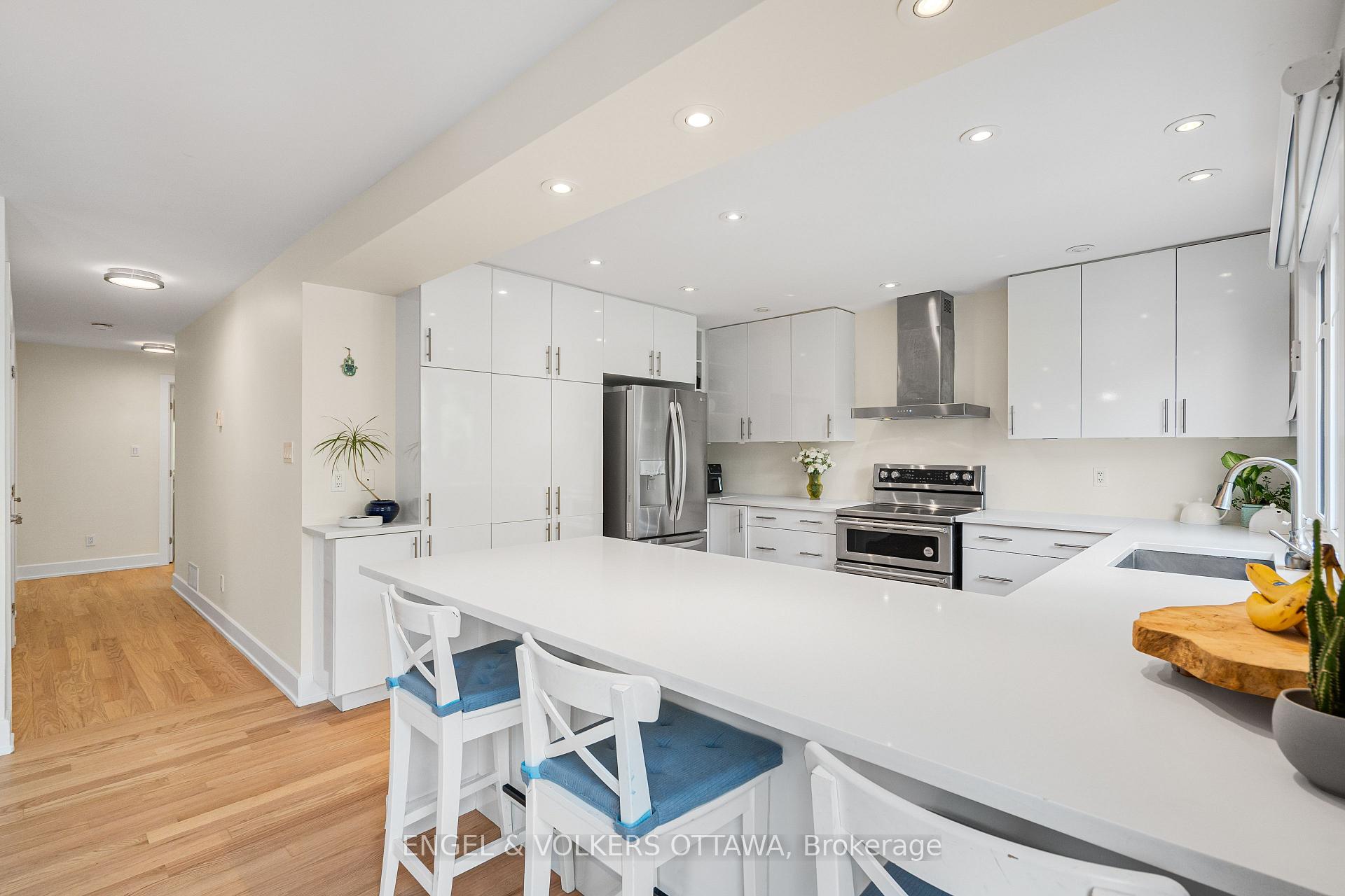 Photo 11 of 951 Hare Avenue, Ottawa, McKellar Heights/Glabar Park — HOMEH