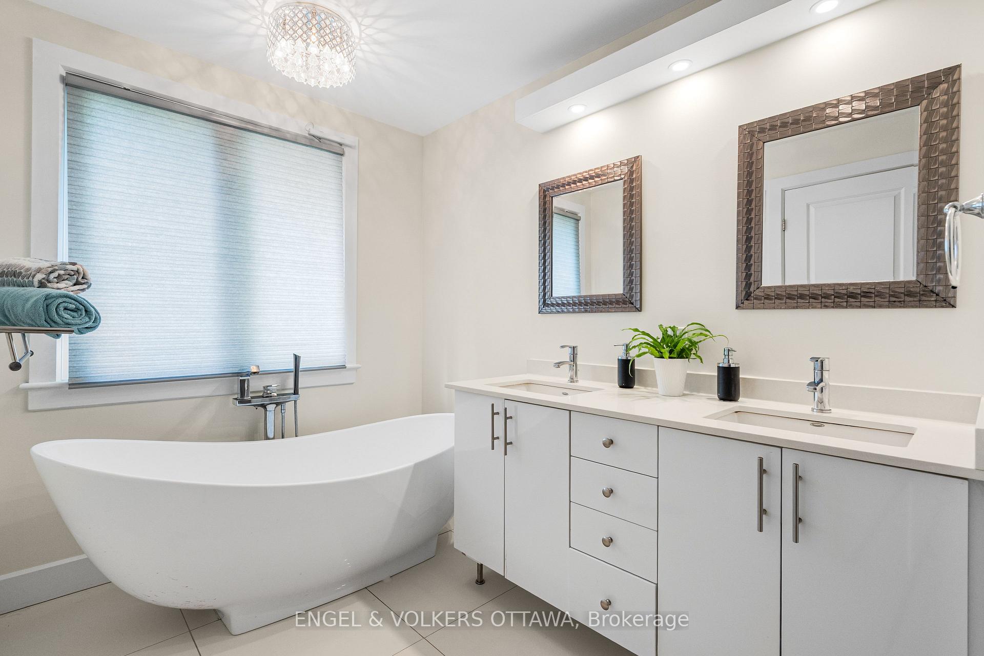 Photo 16 of 951 Hare Avenue, Ottawa, McKellar Heights/Glabar Park — HOMEH