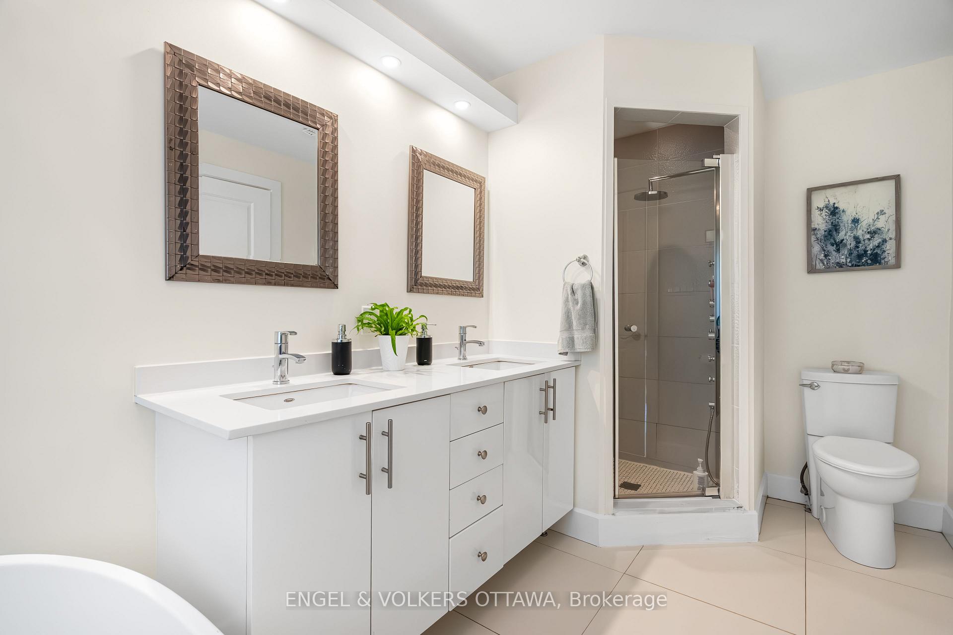 Photo 17 of 951 Hare Avenue, Ottawa, McKellar Heights/Glabar Park — HOMEH