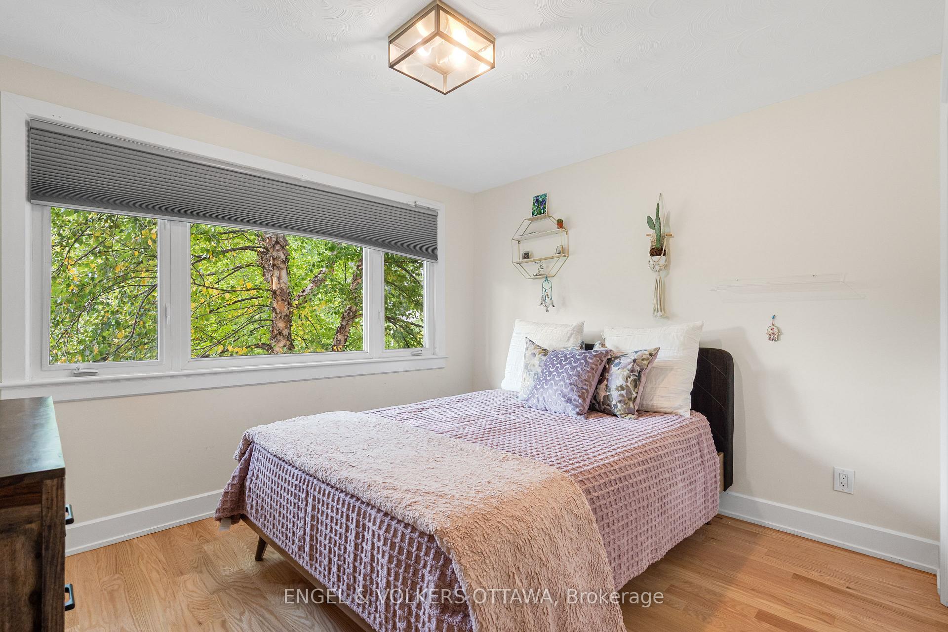 Photo 18 of 951 Hare Avenue, Ottawa, McKellar Heights/Glabar Park — HOMEH