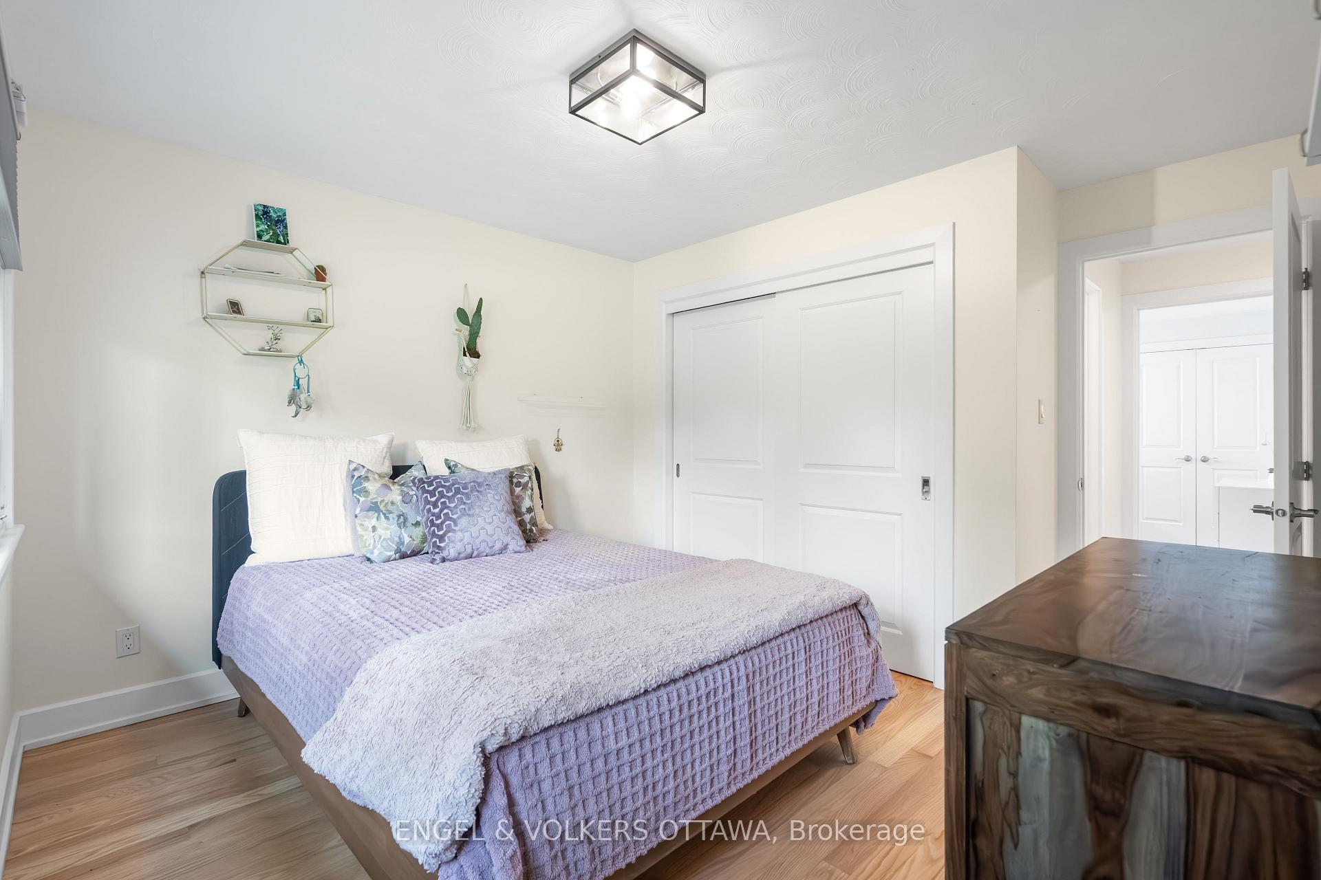 Photo 19 of 951 Hare Avenue, Ottawa, McKellar Heights/Glabar Park — HOMEH