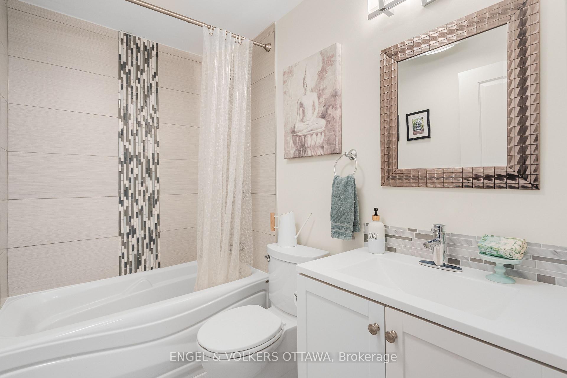 Photo 21 of 951 Hare Avenue, Ottawa, McKellar Heights/Glabar Park — HOMEH