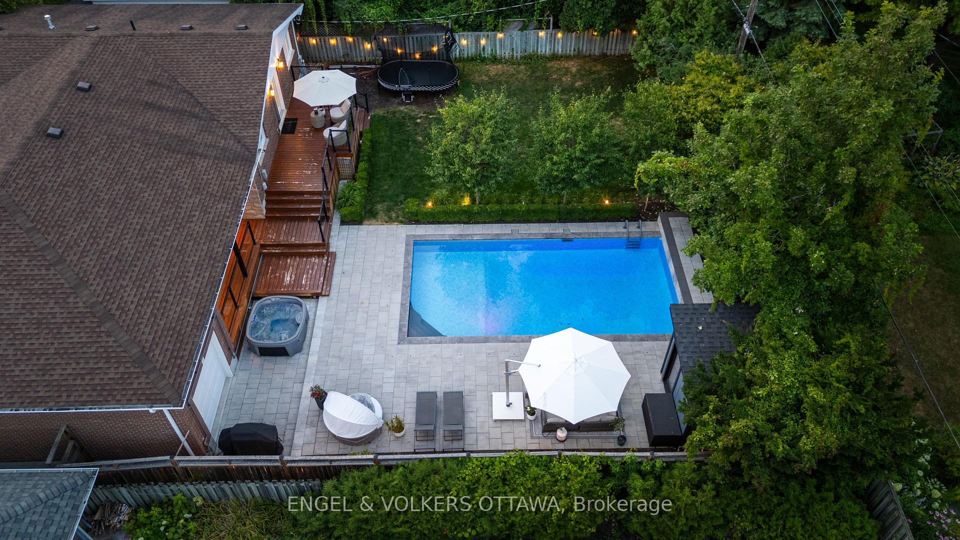 Photo 42 of 951 Hare Avenue, Ottawa, McKellar Heights/Glabar Park — HOMEH