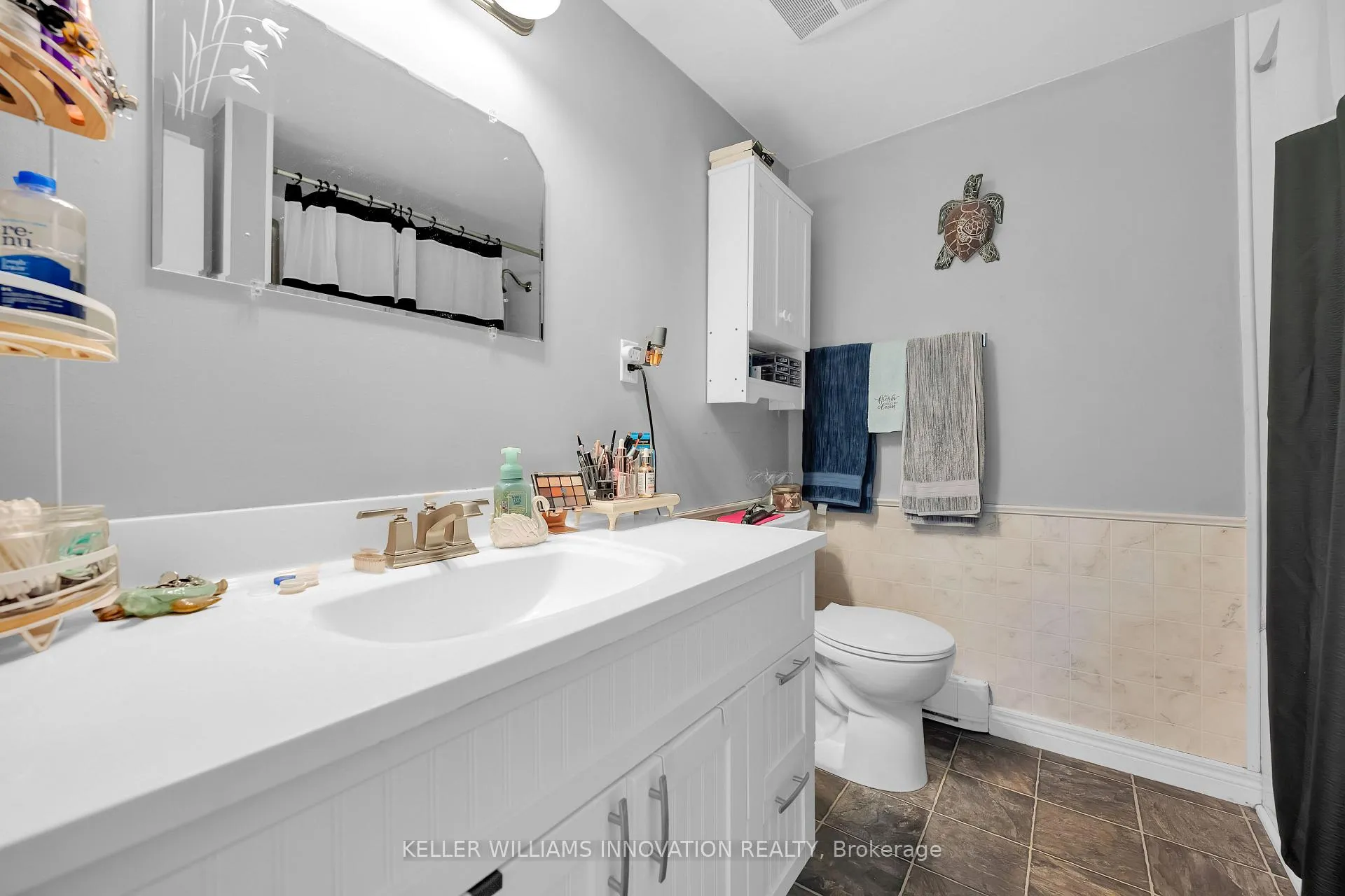 Photo 12 of 4249 Academy Street, Lincoln, Beamsville — HOMEH