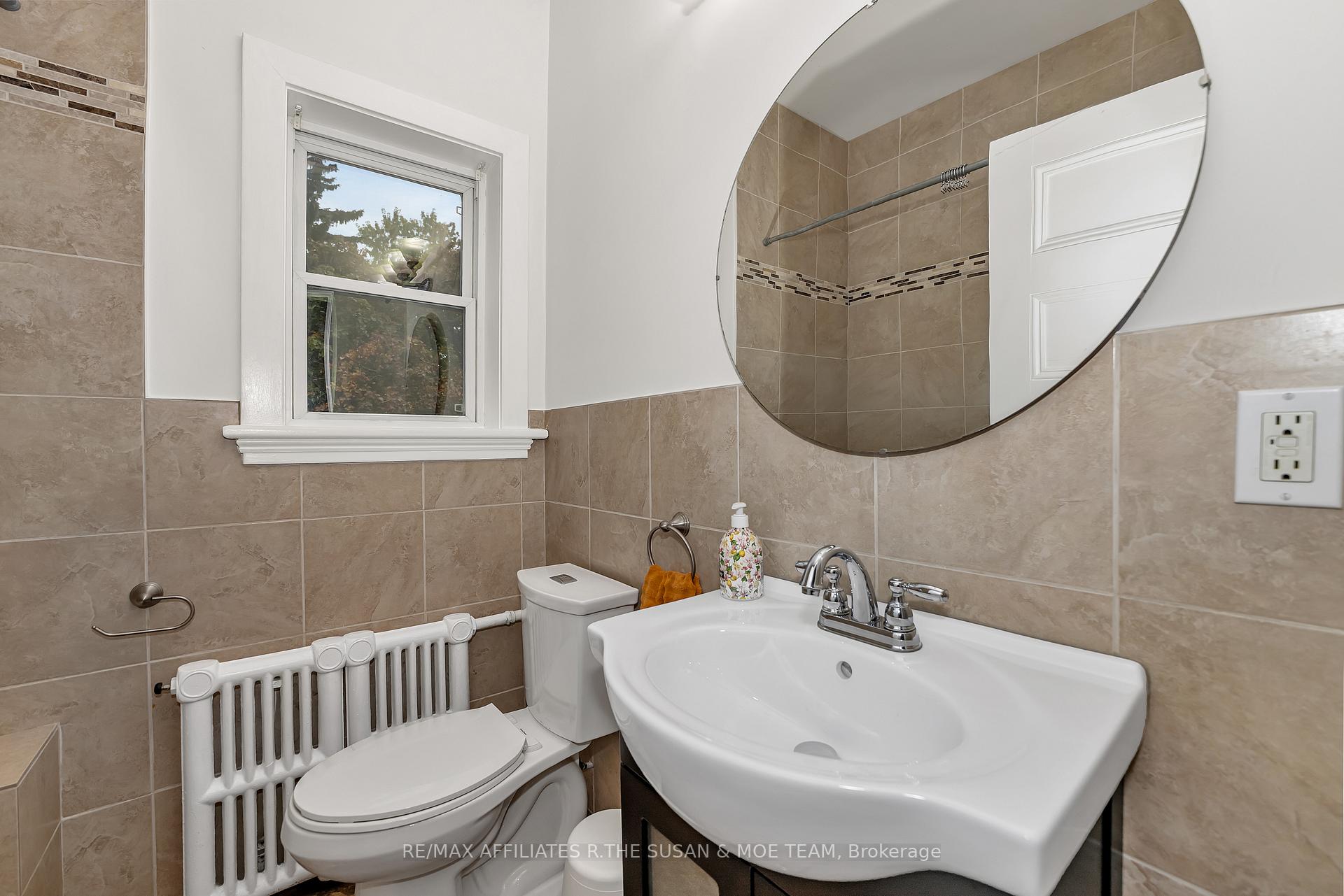 Photo 16 of 194 - 196 Augusta Street, Ottawa, Sandy Hill — HOMEH
