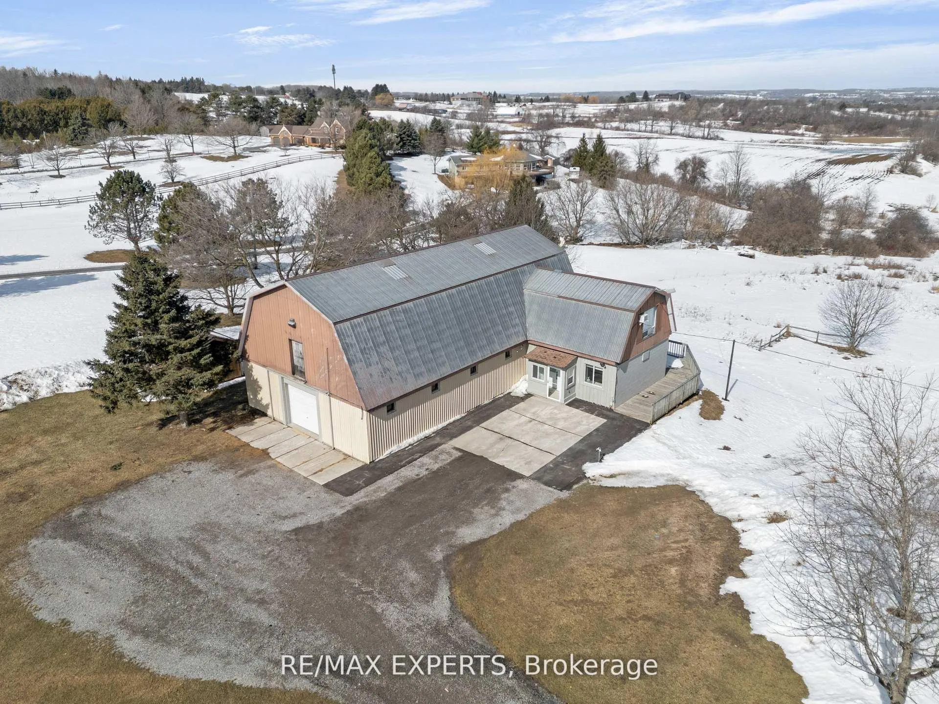 Photo 17 of 5780 17th Side Road, King, Rural King — HOMEH