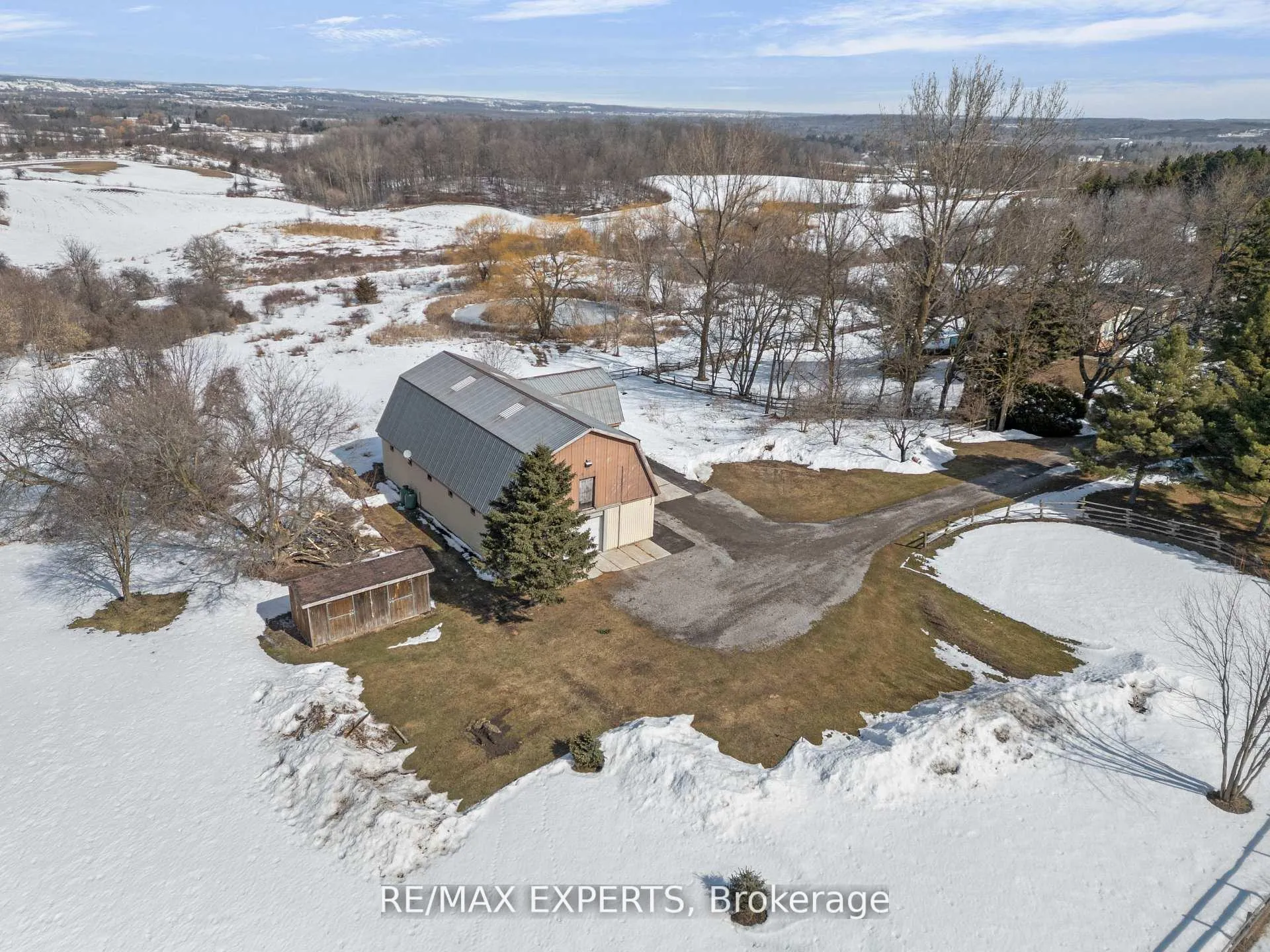 Photo 19 of 5780 17th Side Road, King, Rural King — HOMEH