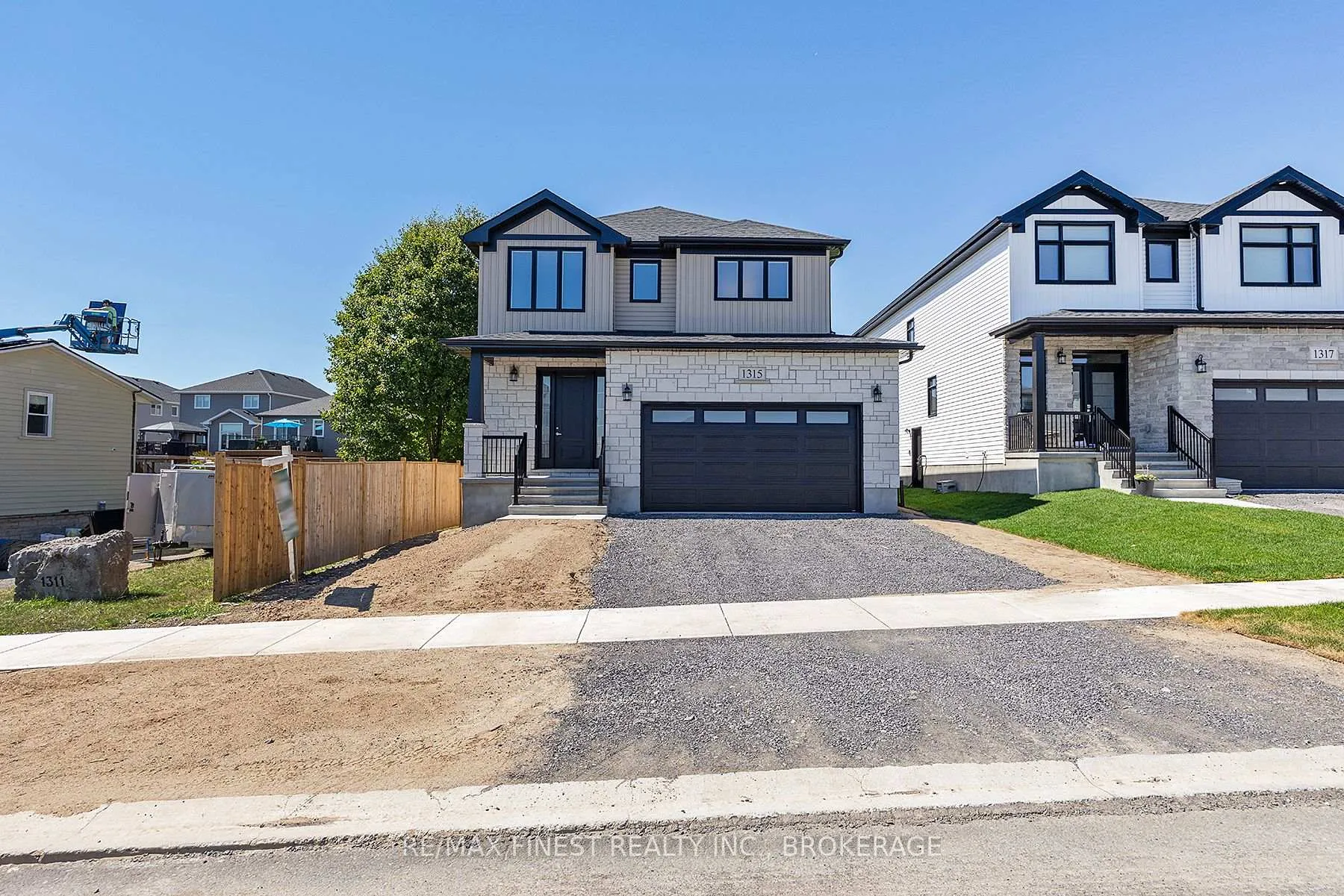 Photo 2 of 1315 Turnbull Way, Kingston, City Northwest — HOMEH