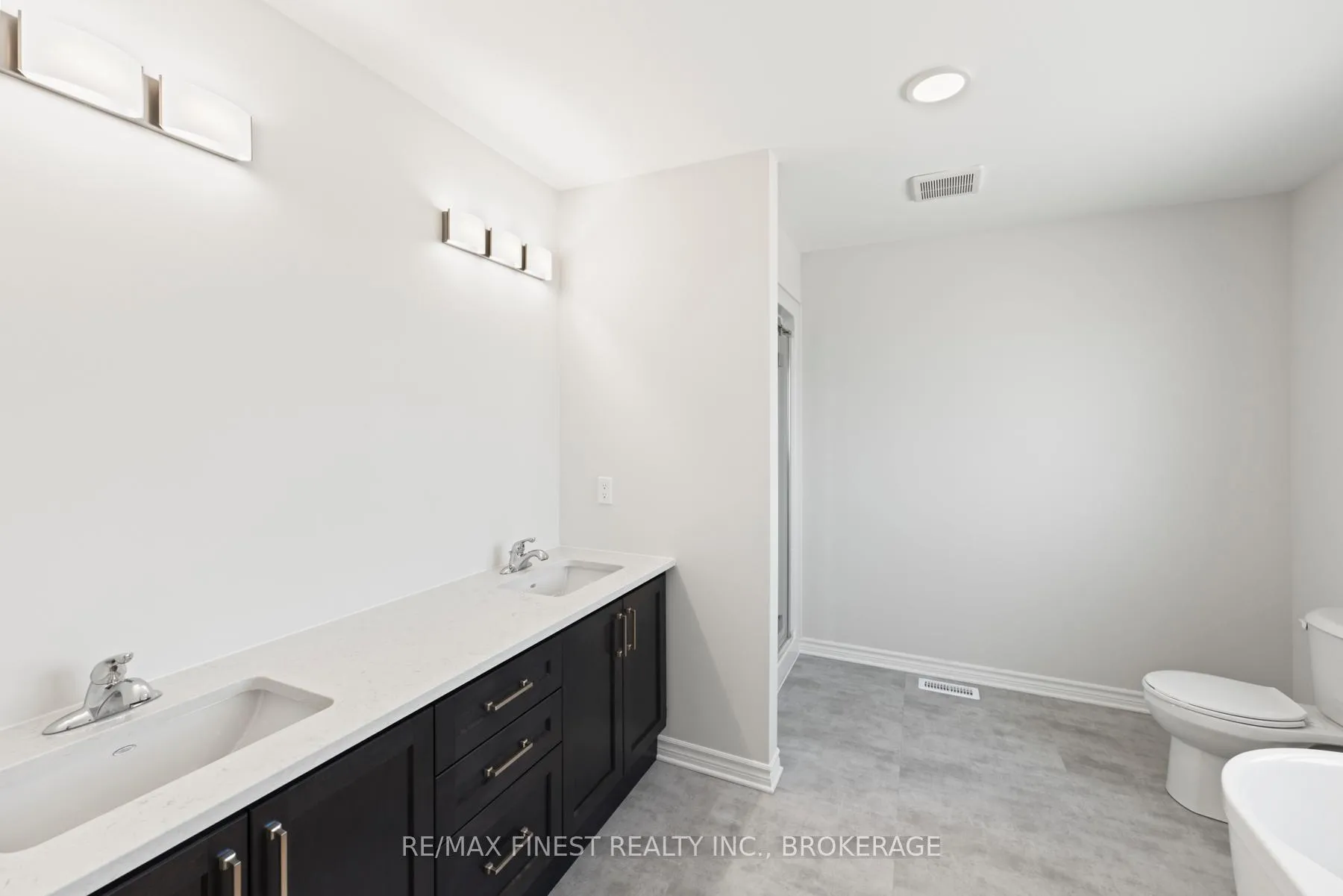 Photo 32 of 1315 Turnbull Way, Kingston, City Northwest — HOMEH