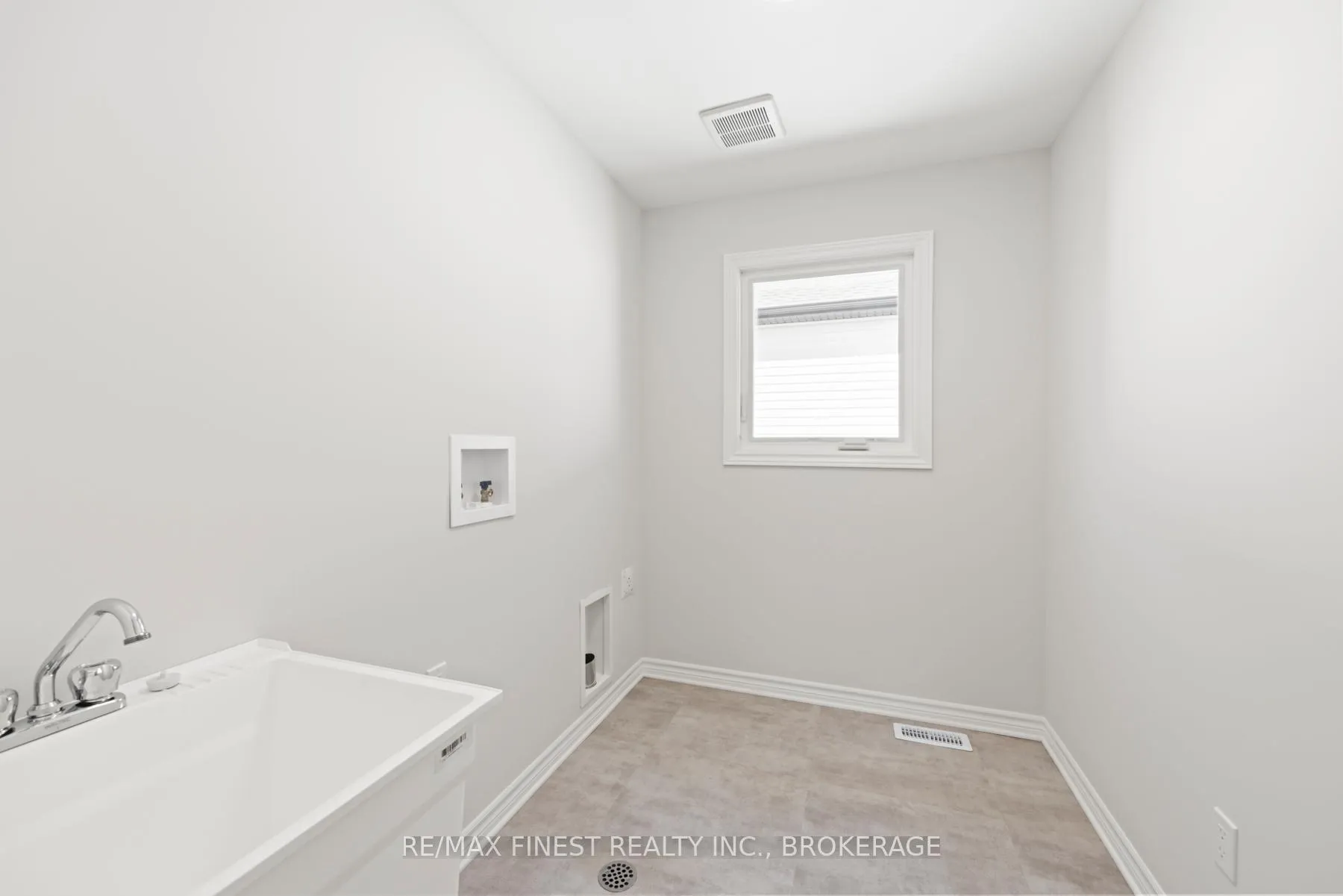 Photo 39 of 1315 Turnbull Way, Kingston, City Northwest — HOMEH
