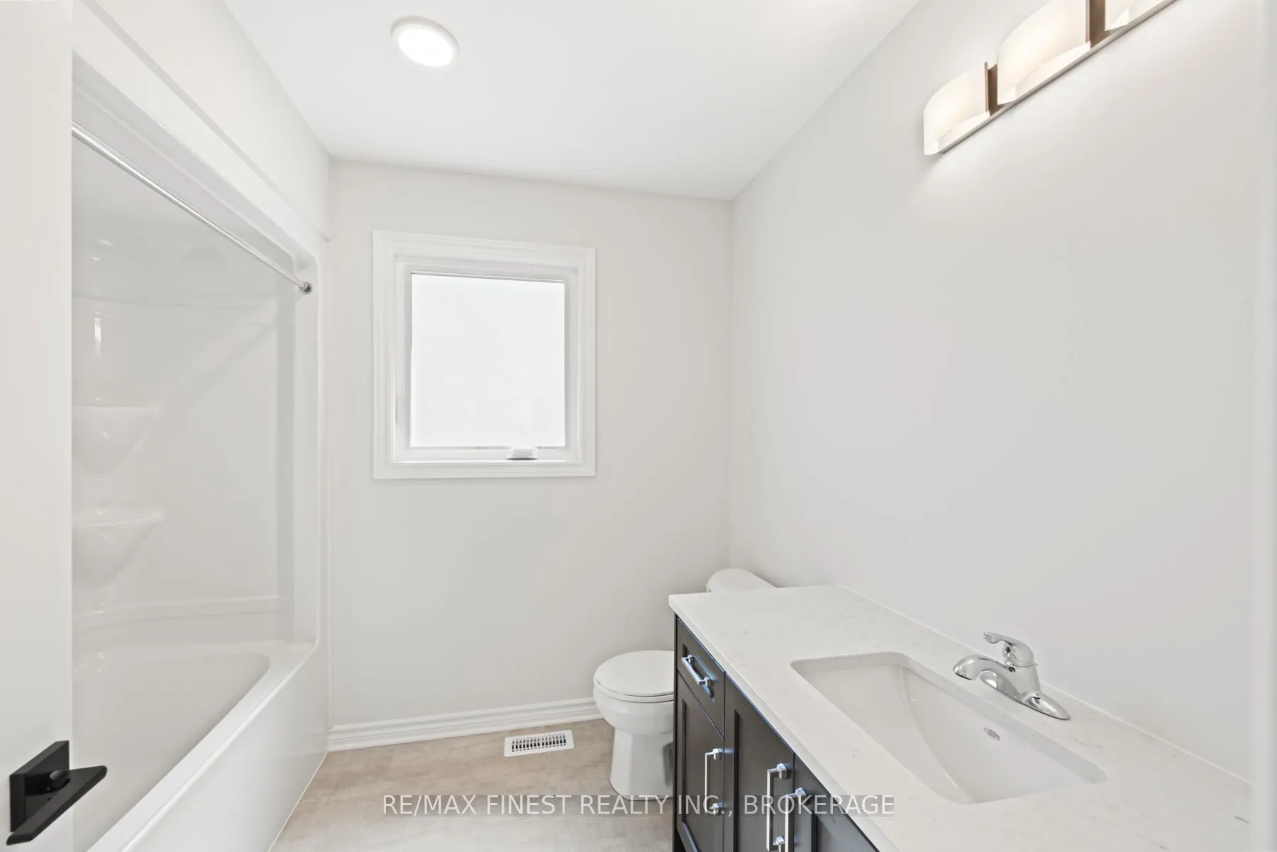 Photo 40 of 1315 Turnbull Way, Kingston, City Northwest — HOMEH