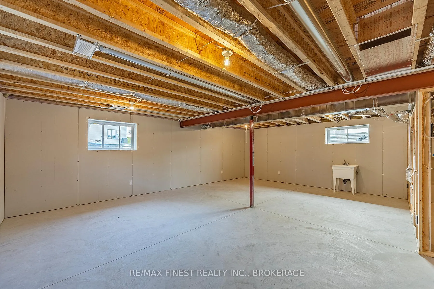 Photo 46 of 1315 Turnbull Way, Kingston, City Northwest — HOMEH