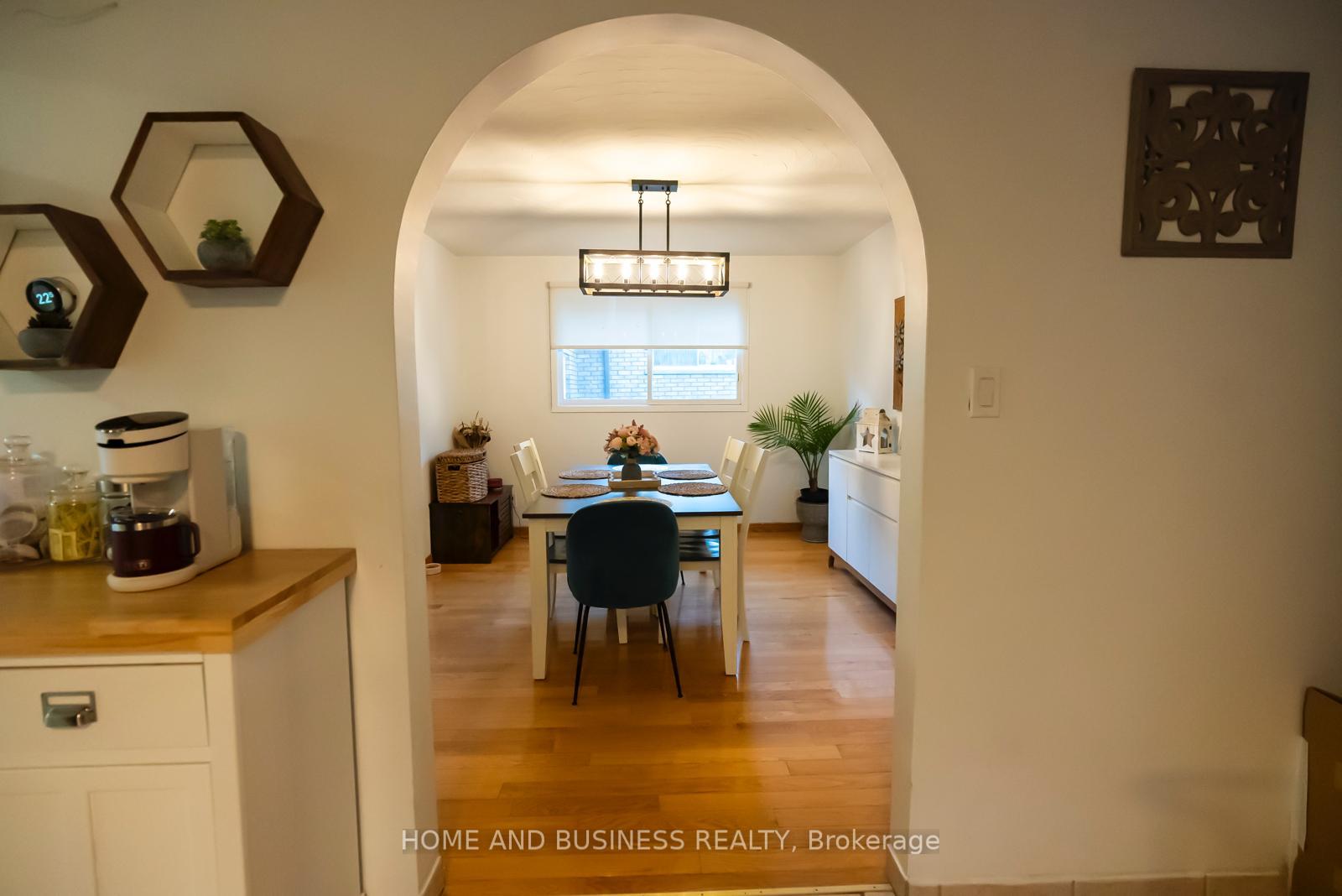 Photo 5 of 60 Neil Avenue, Hamilton, Stoney Creek — HOMEH