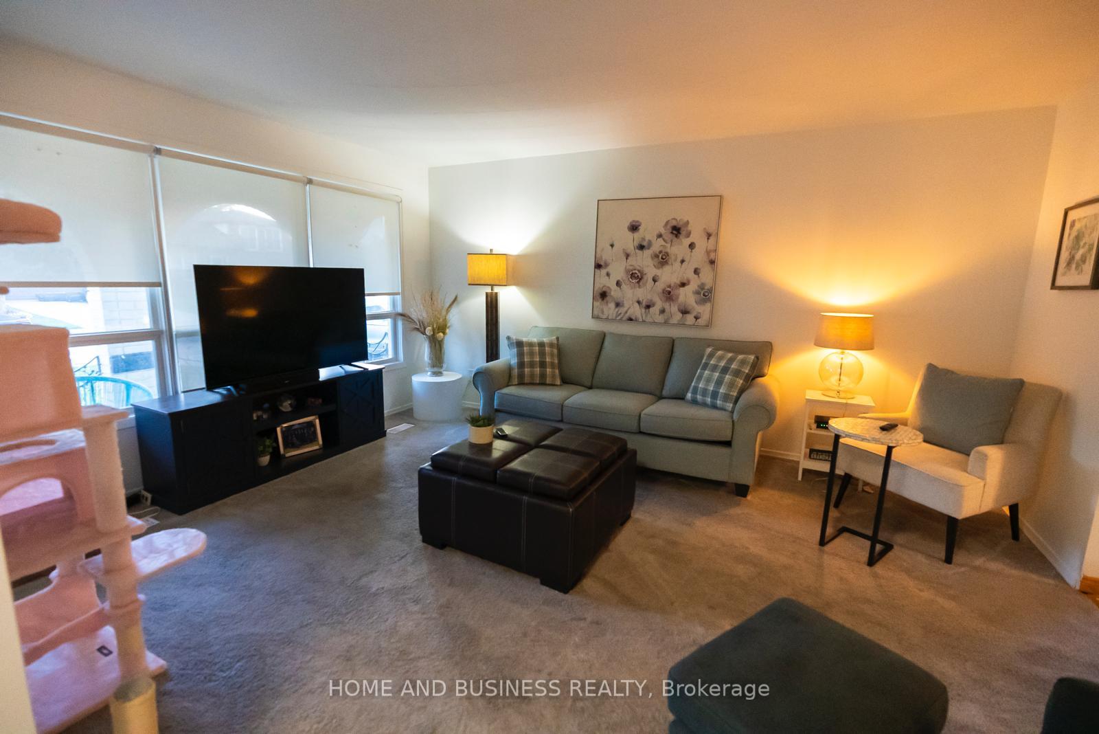 Photo 7 of 60 Neil Avenue, Hamilton, Stoney Creek — HOMEH