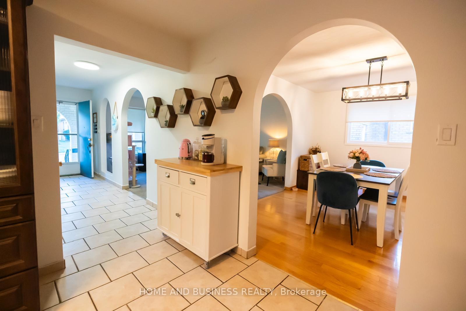 Photo 13 of 60 Neil Avenue, Hamilton, Stoney Creek — HOMEH