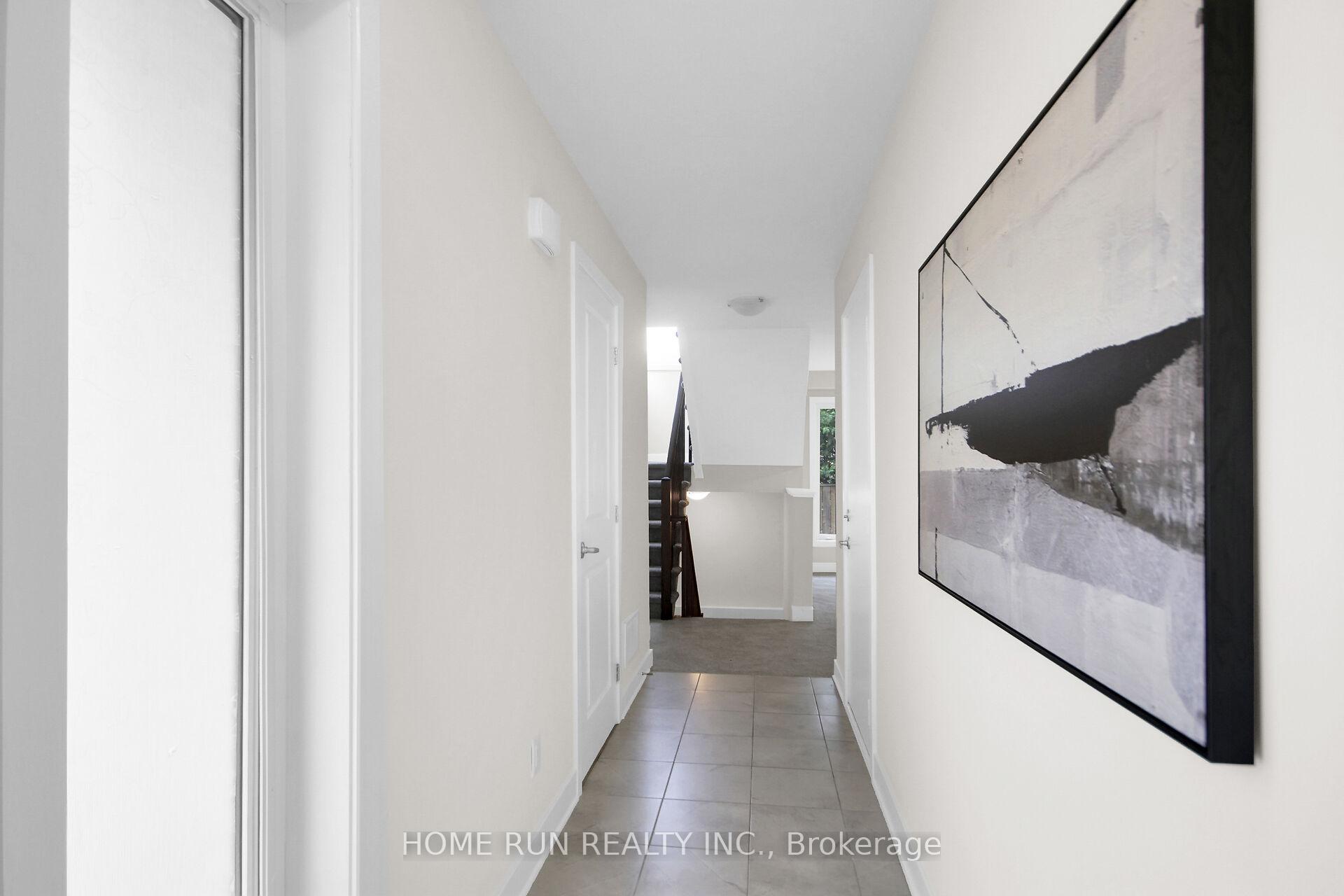 Photo 3 of 600 Terravita Private, Ottawa, Windsor Park Village — HOMEH